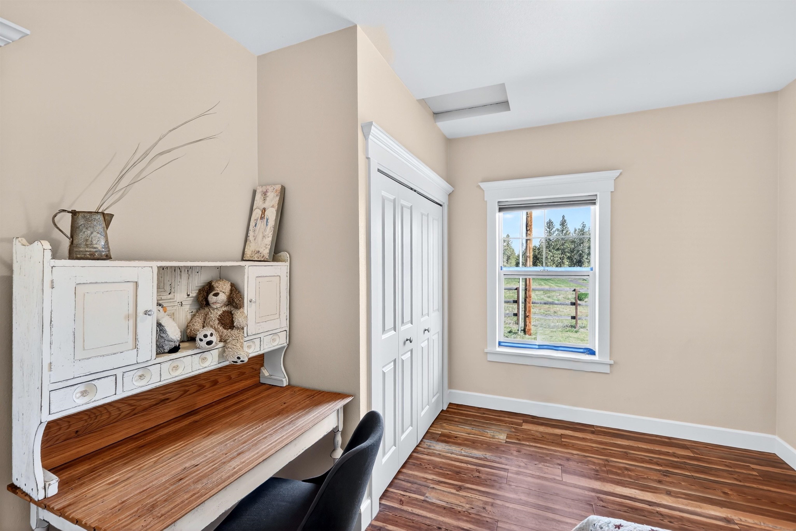 14829 W Burnett Rd - Photo 23