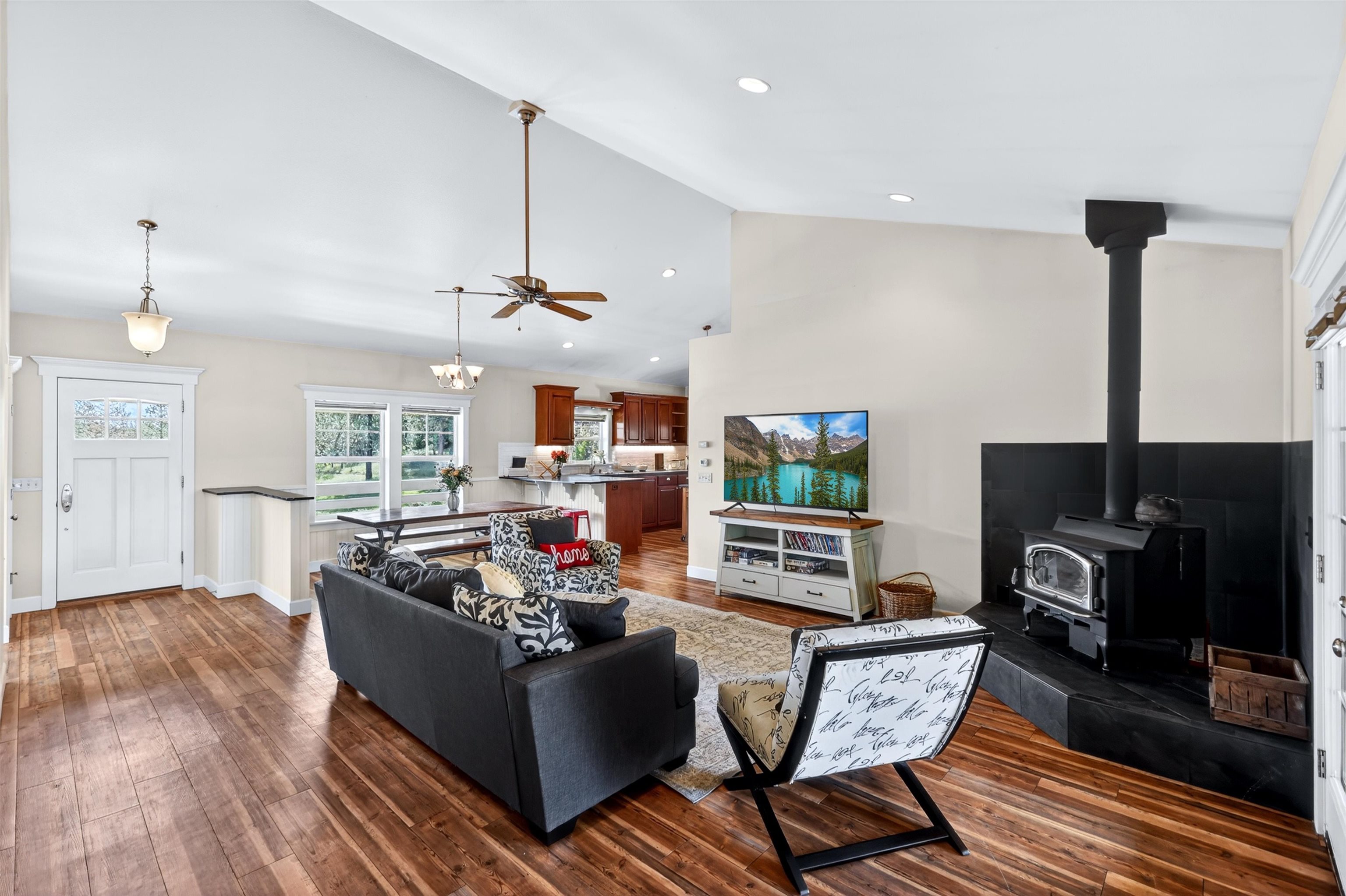 14829 W Burnett Rd - Photo 5