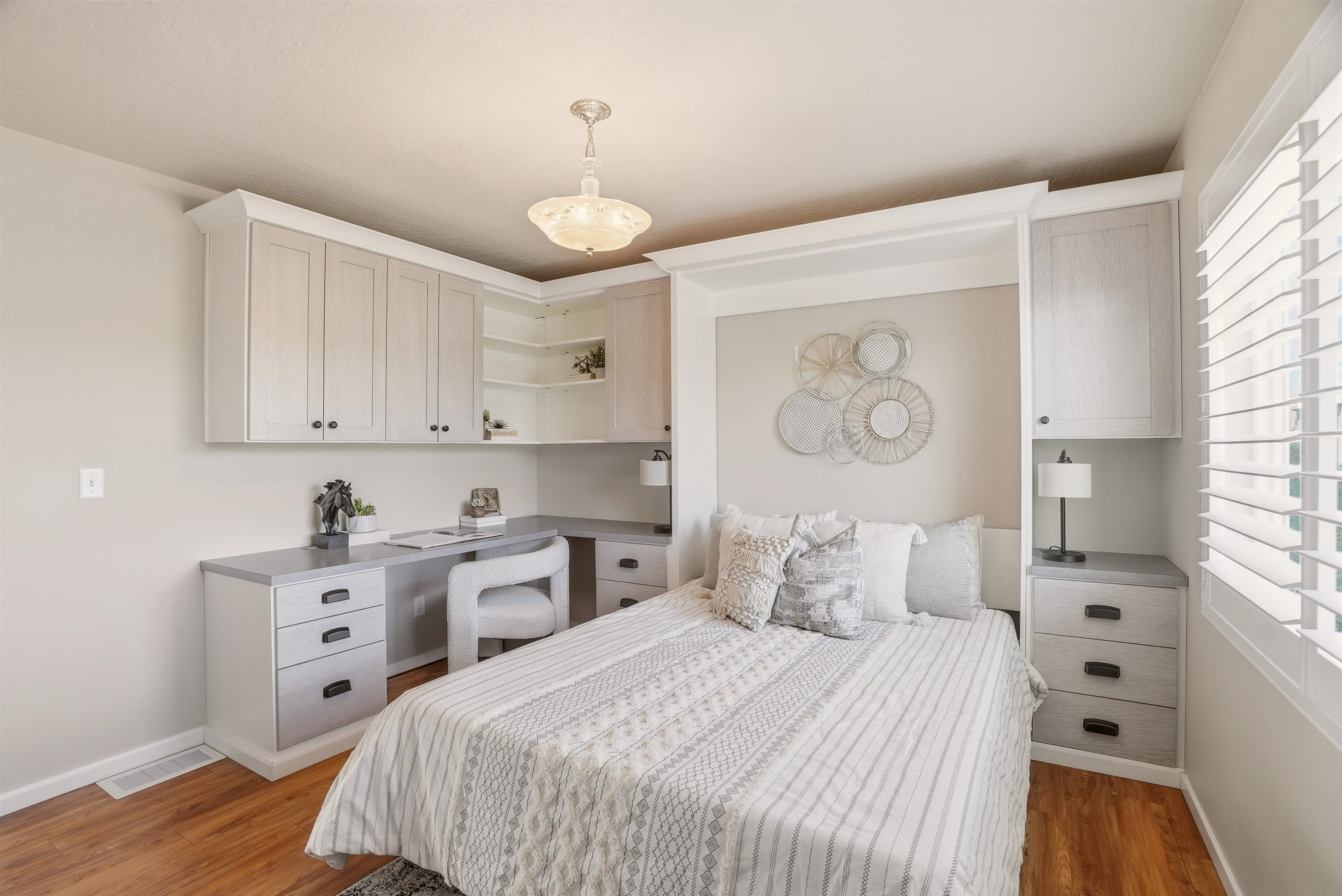 2304 W Summit Pkwy - Photo 5