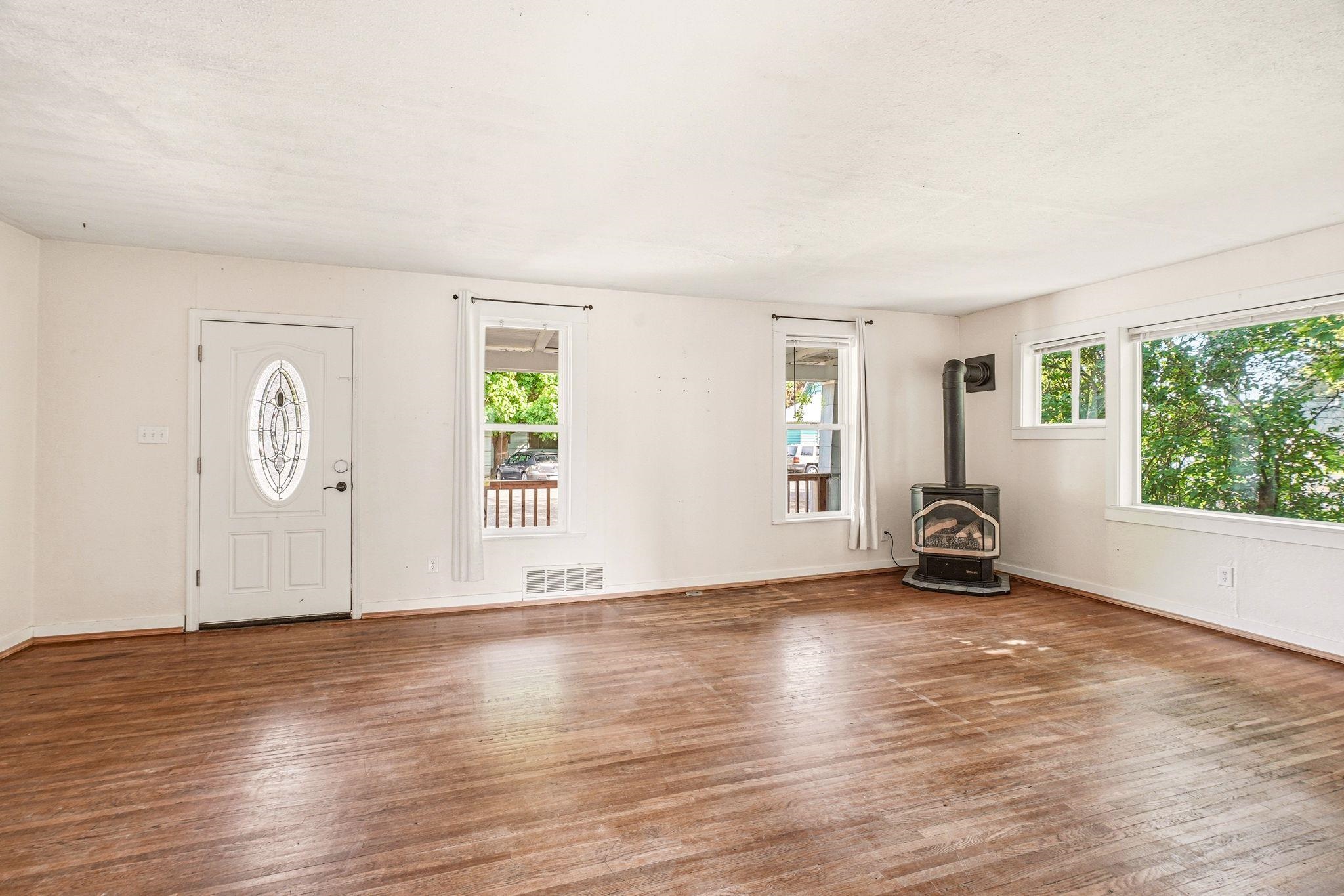 909 Maxwell St - Photo 6