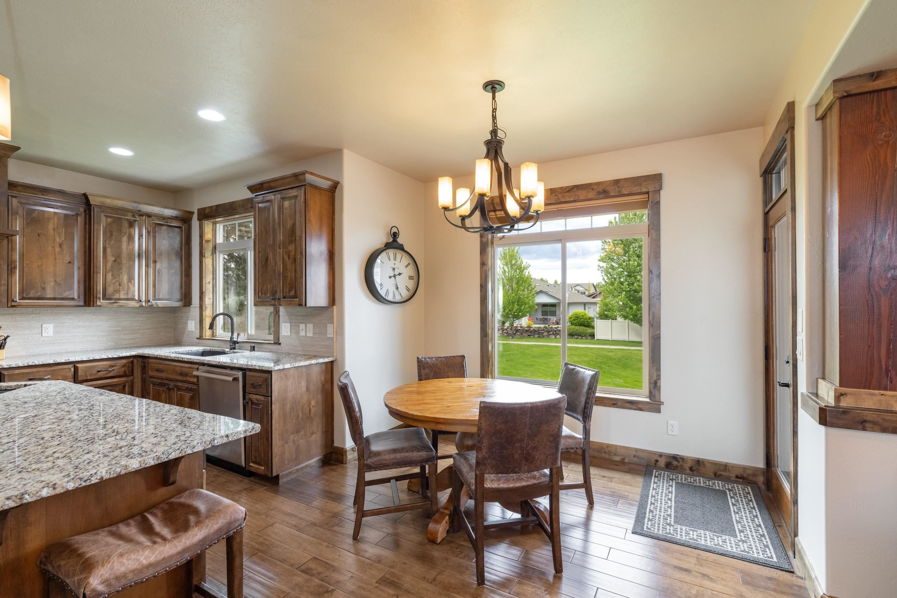 2808 W Horizon Ridge Ln - Photo 19