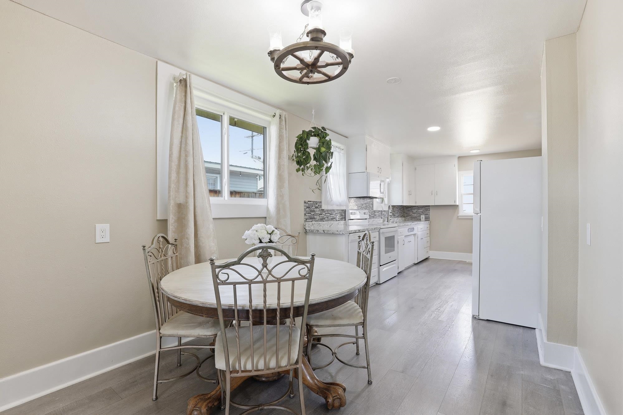314 W Main Ave - Photo 3
