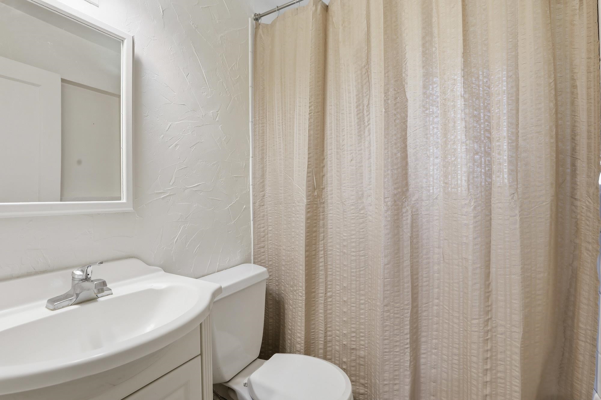 3518 W Providence Ave - Photo 13