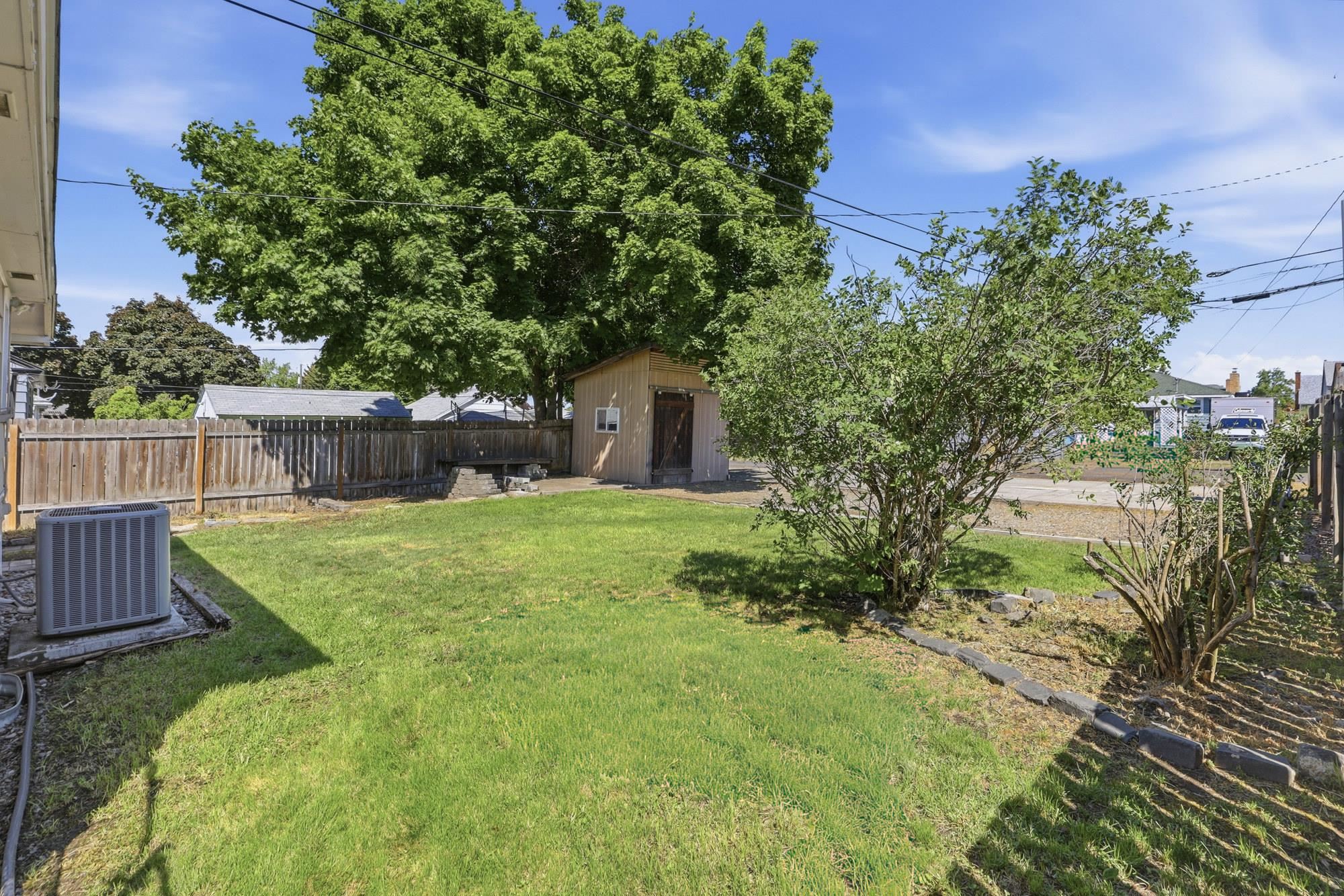 3518 W Providence Ave - Photo 24