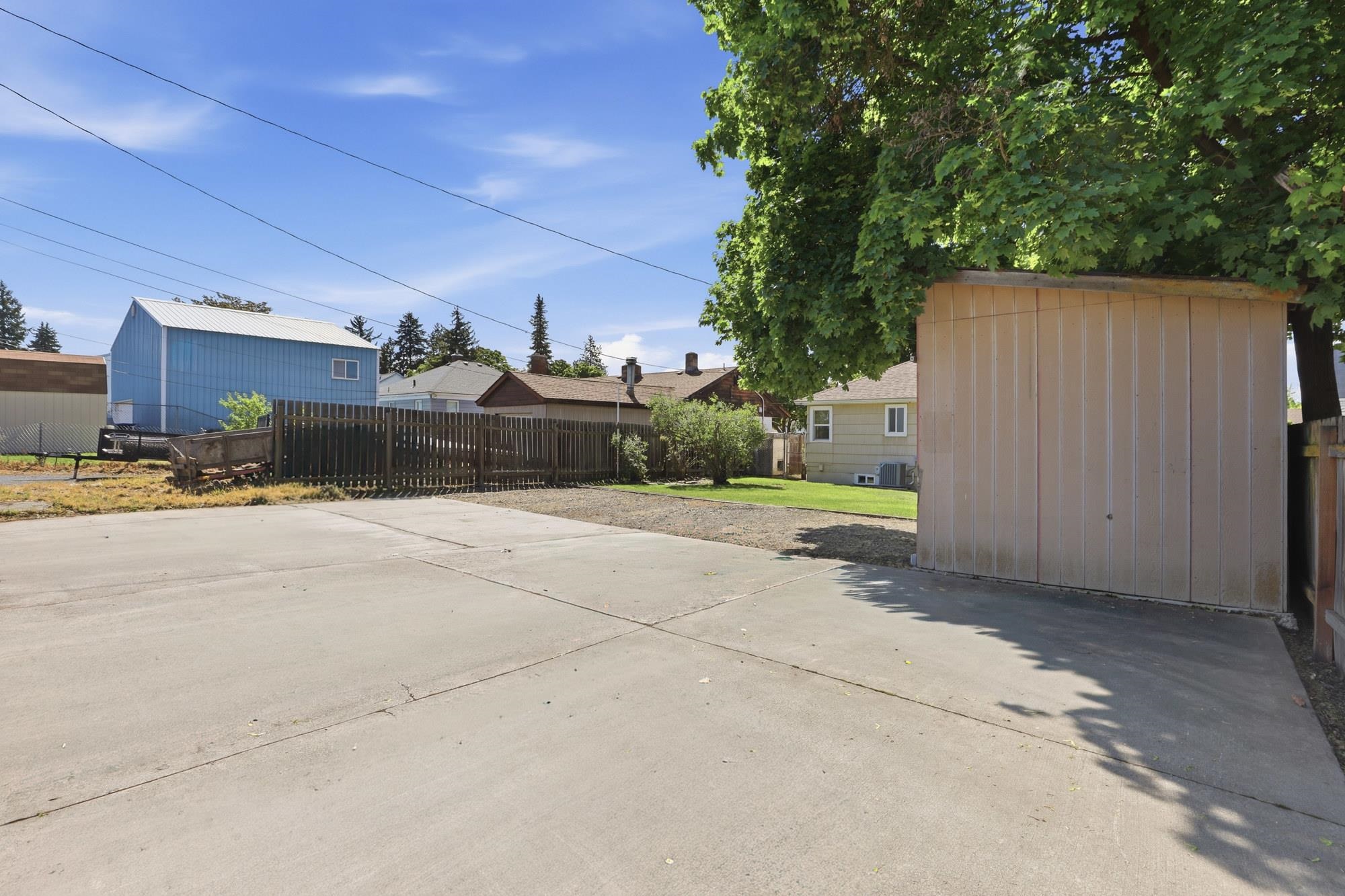 3518 W Providence Ave - Photo 28