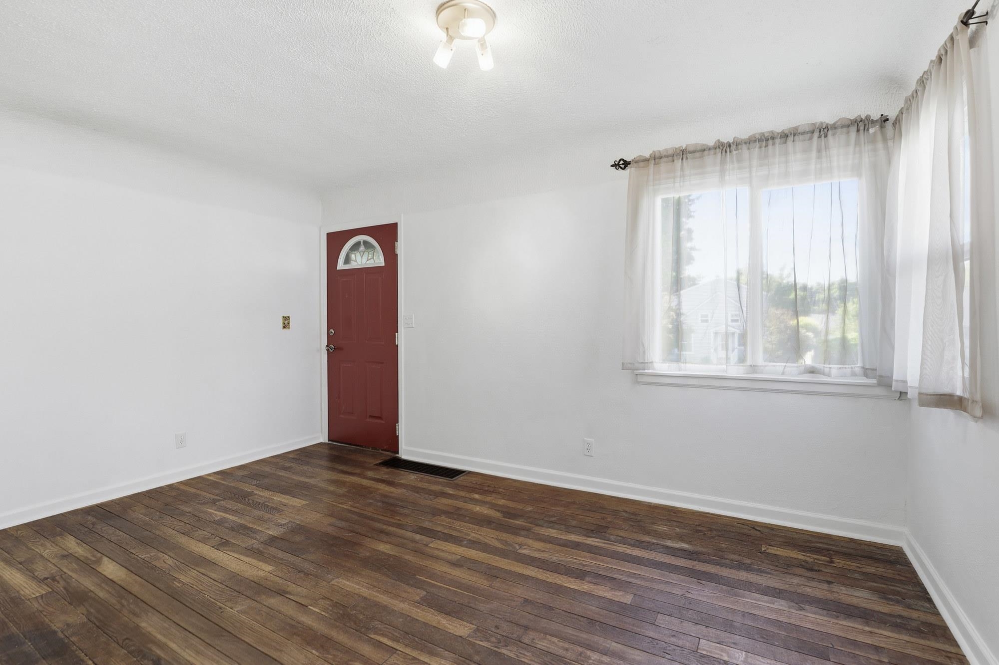 3518 W Providence Ave - Photo 6