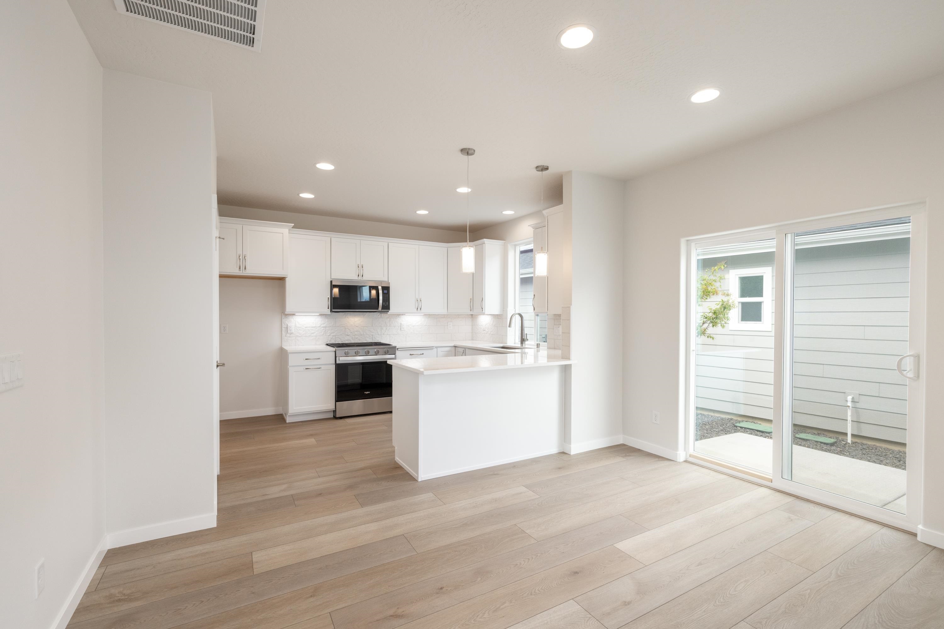 12223 N Dupont Dr - Photo 13
