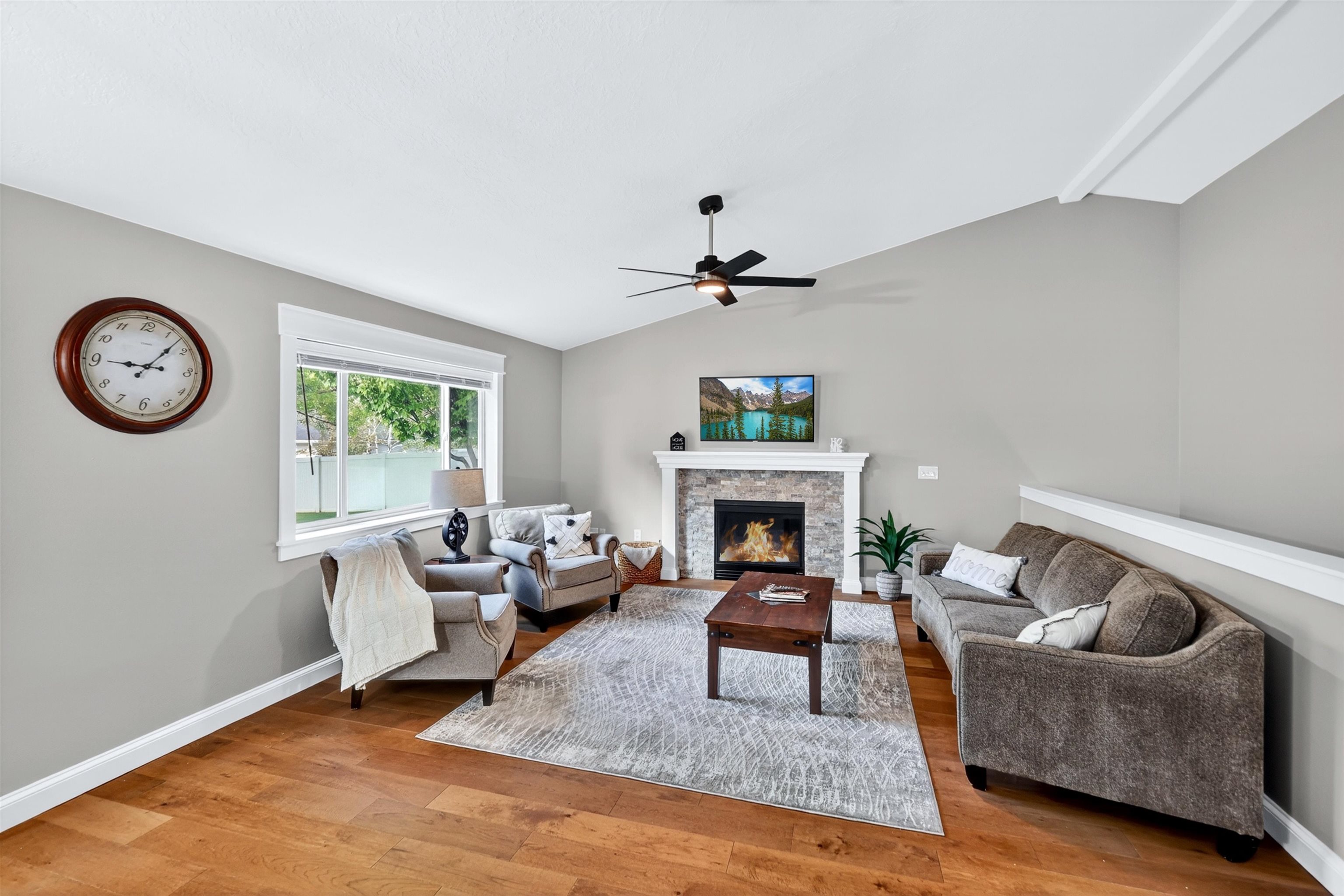 1712 E 2ND St - Photo 16