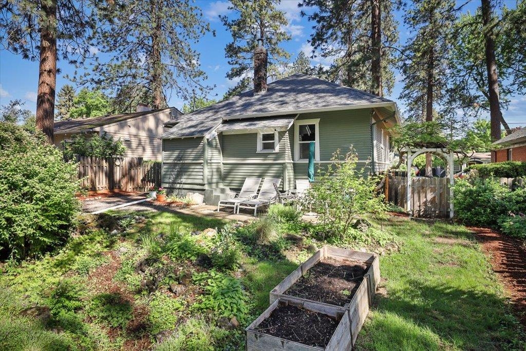 1014 E 18TH Ave - Photo 18