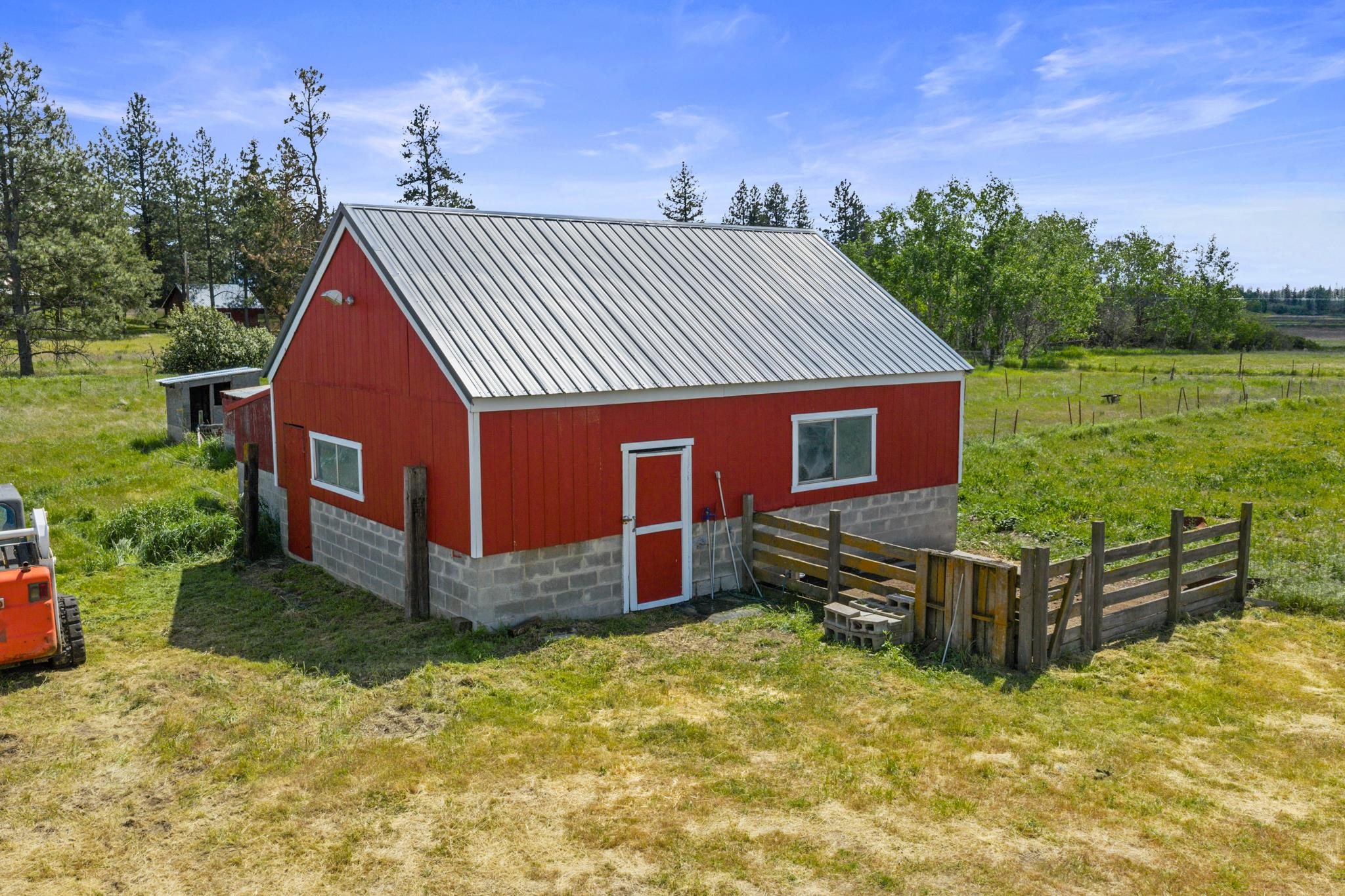 13222 N Wood Rd - Photo 3