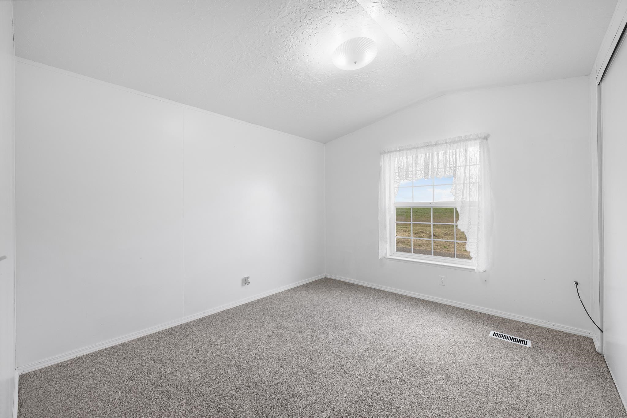 13222 N Wood Rd - Photo 4