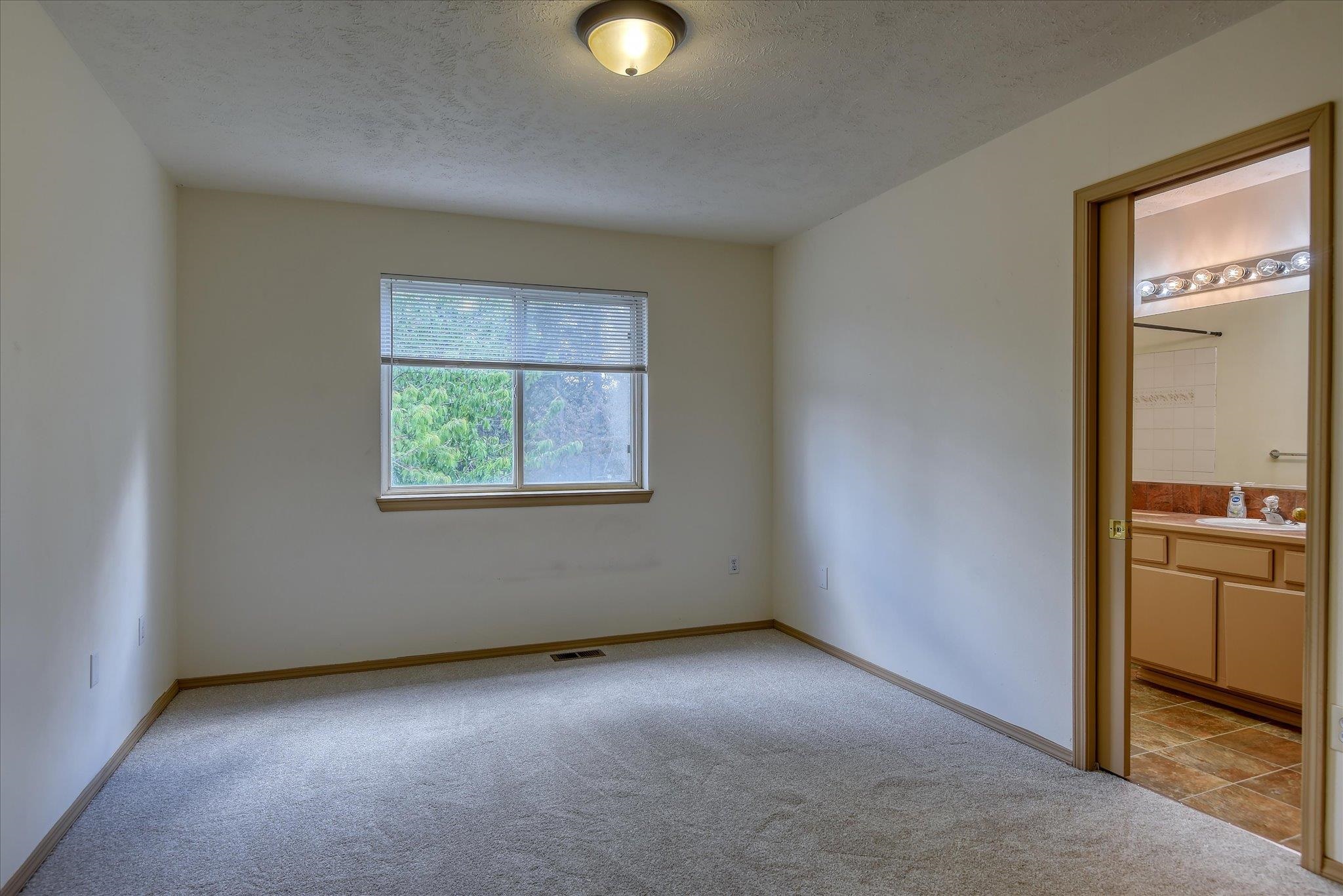4262 E 33RD Ave - Photo 21