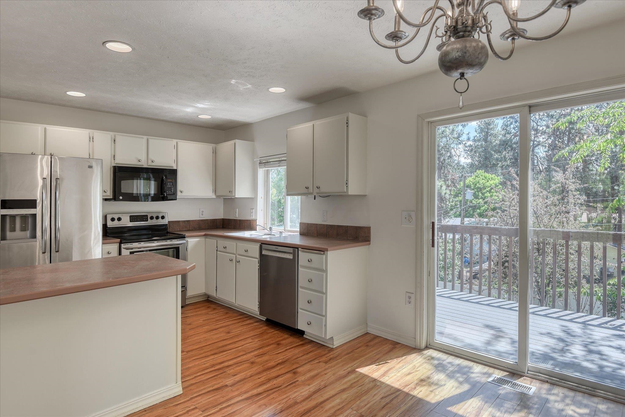 4262 E 33RD Ave - Photo 10