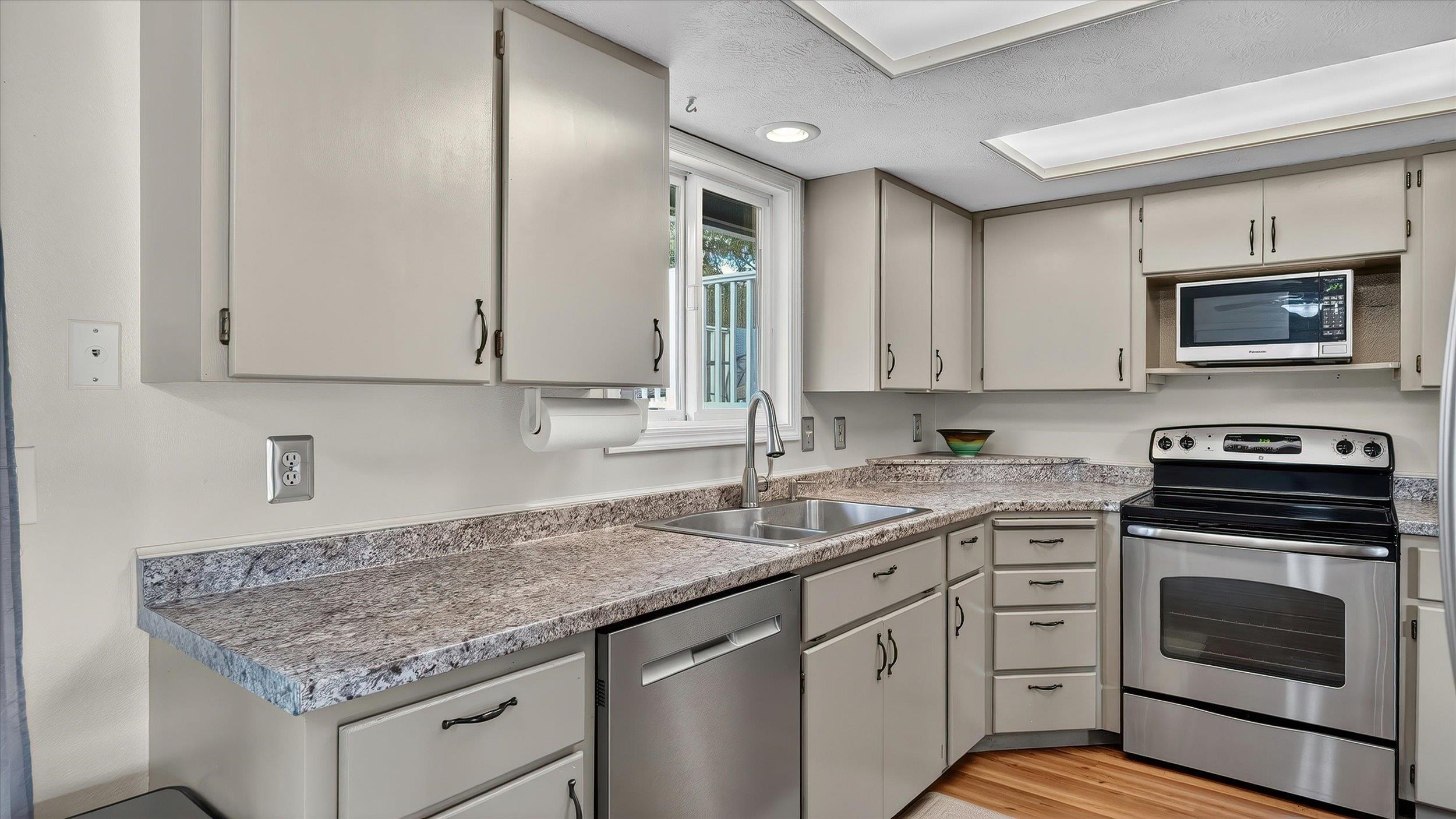 15312 N Sheridan St - Photo 13
