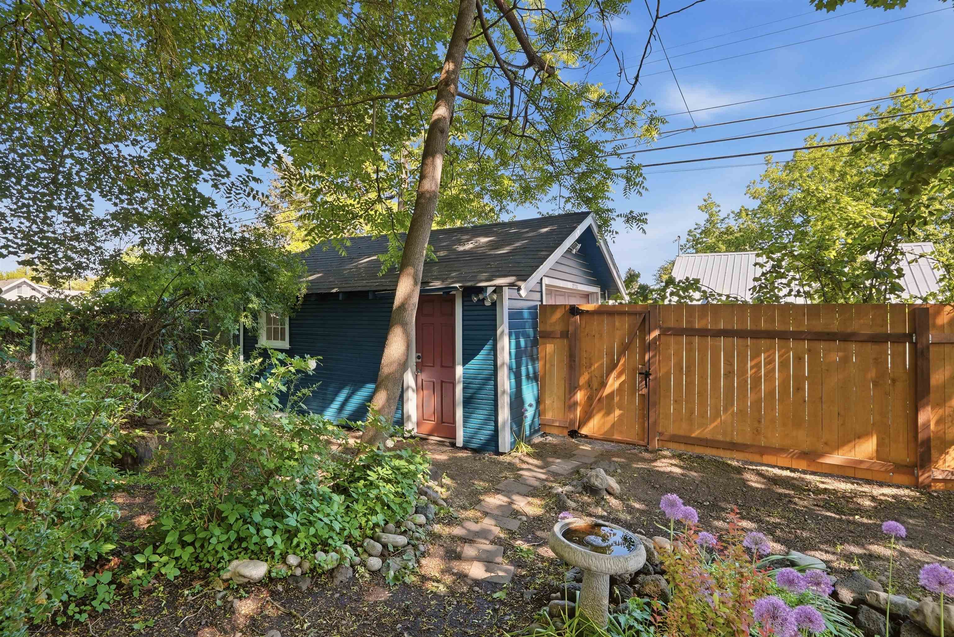 2728 W Gardner Ave - Photo 21