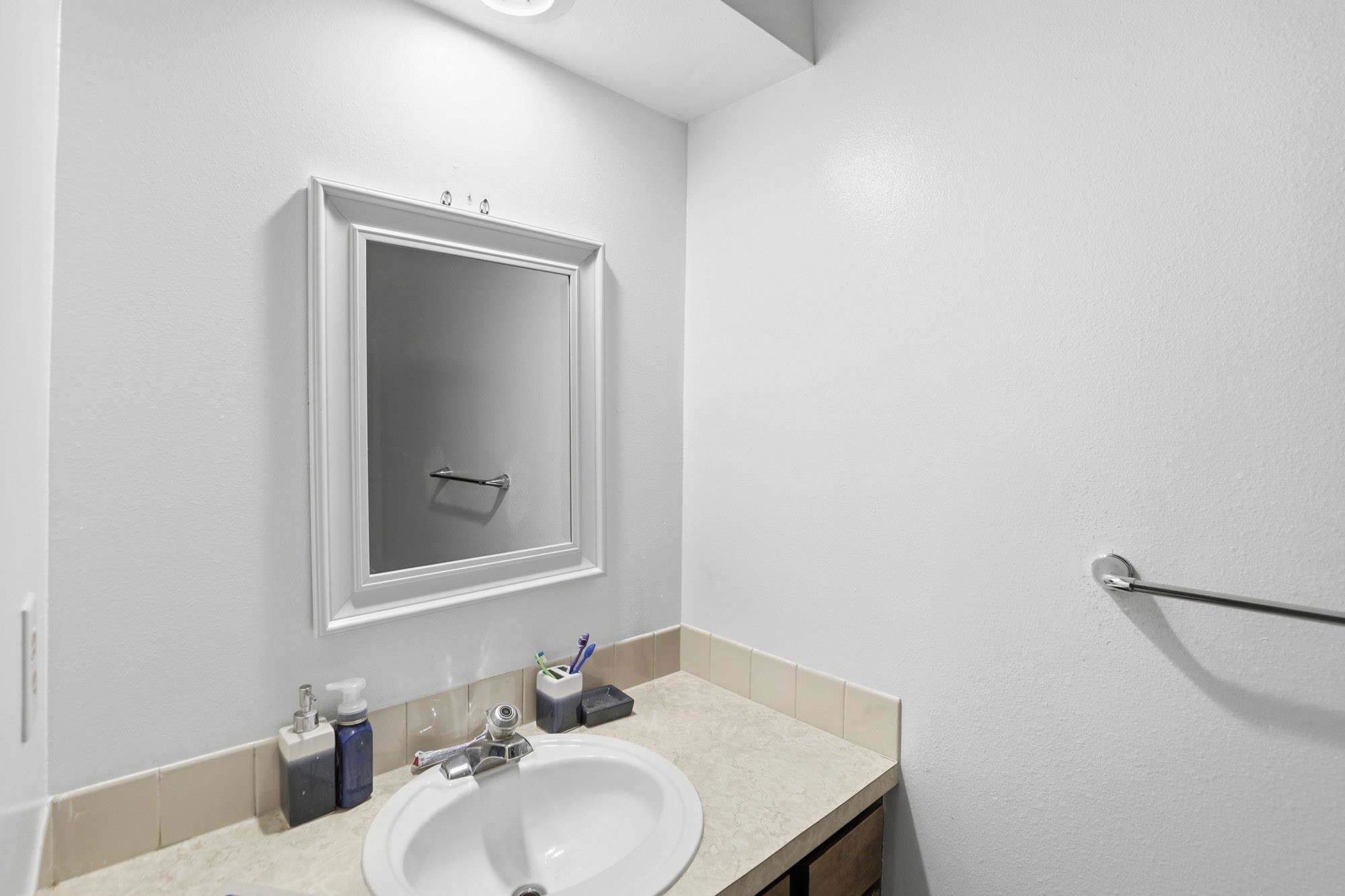 1718 E Wabash Ave - Photo 20