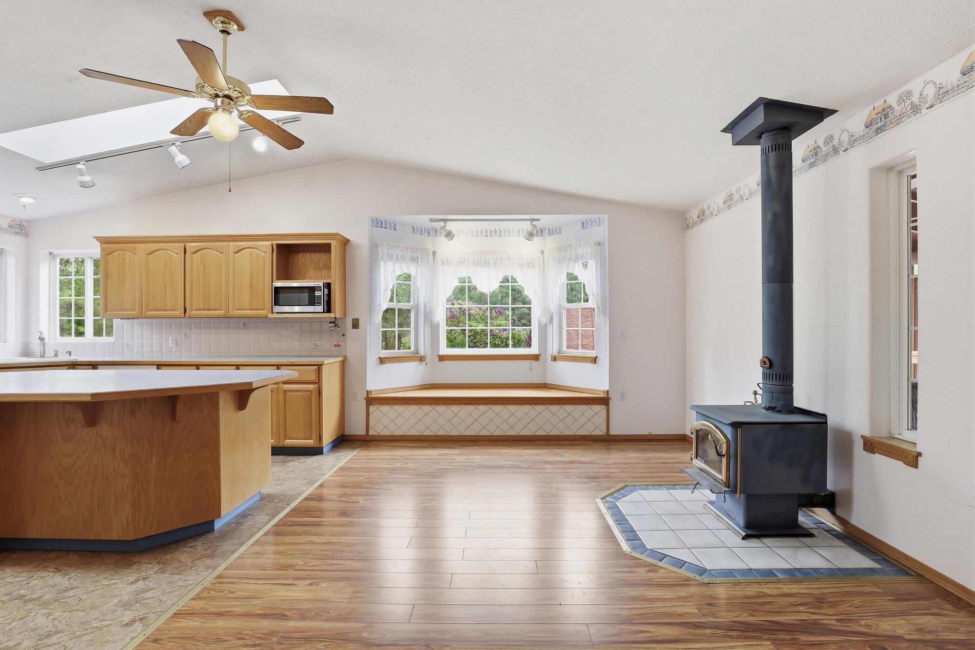 13804 N Christensen Rd - Photo 6