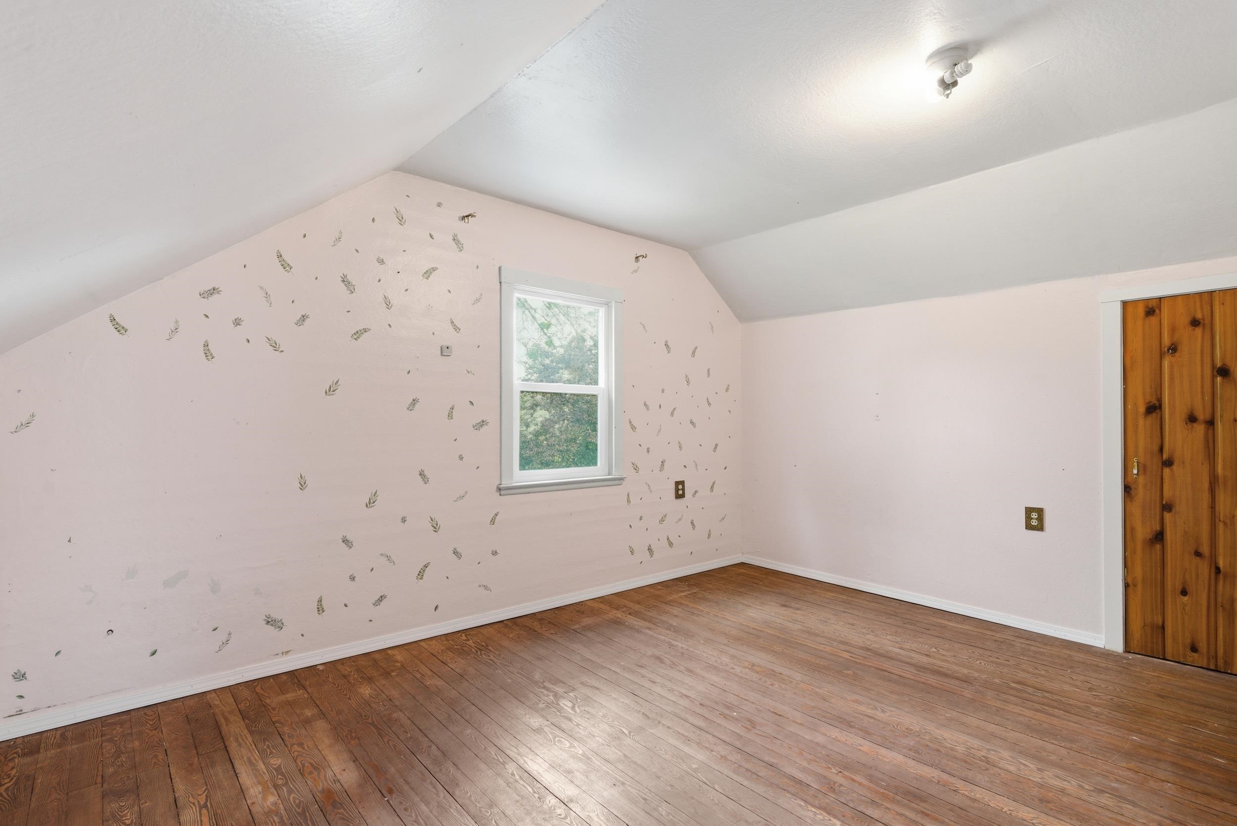 501 Larch St - Photo 16