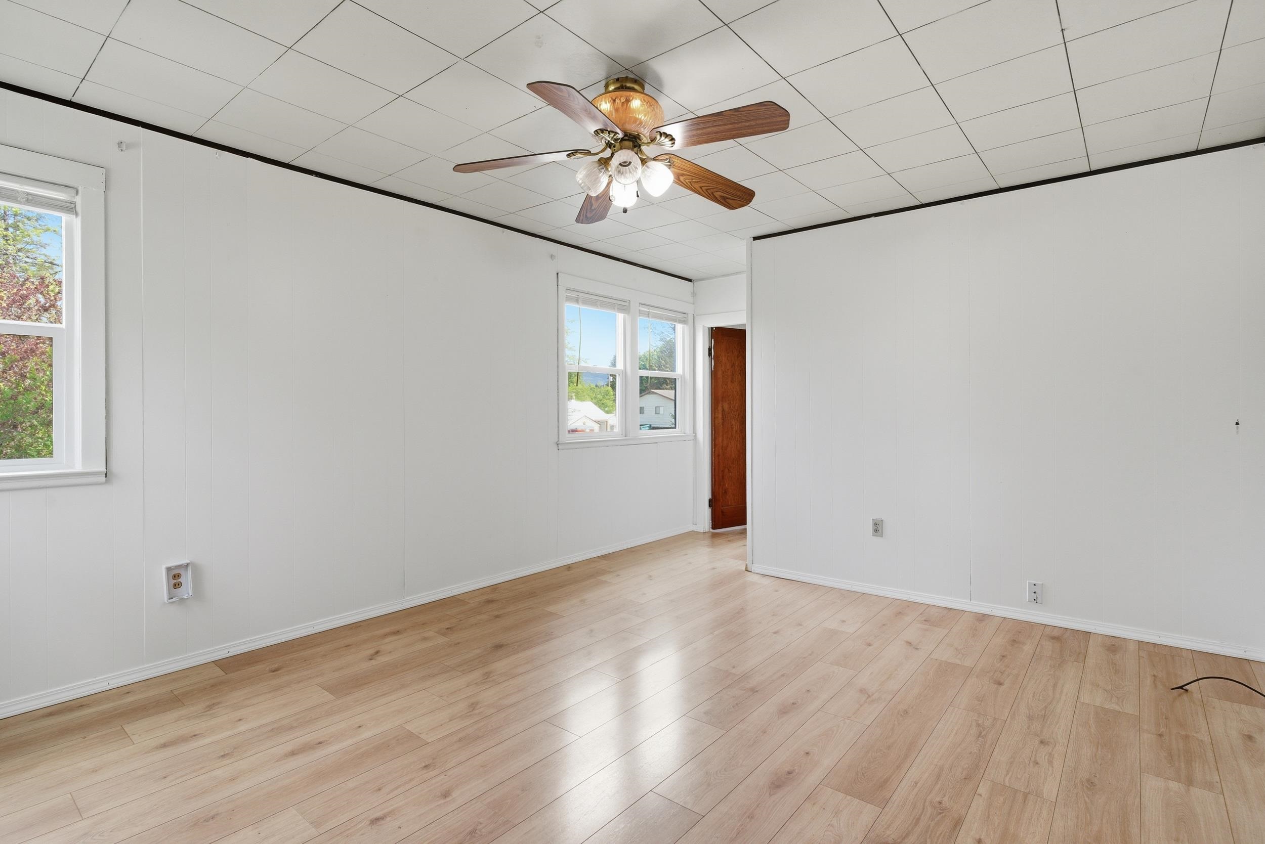 501 Larch St - Photo 4