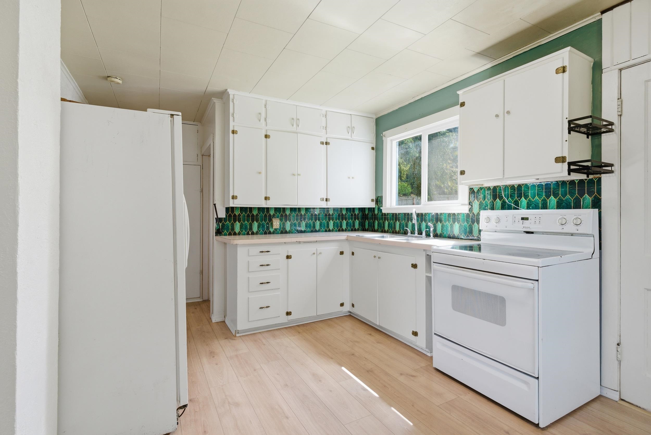 501 Larch St - Photo 8