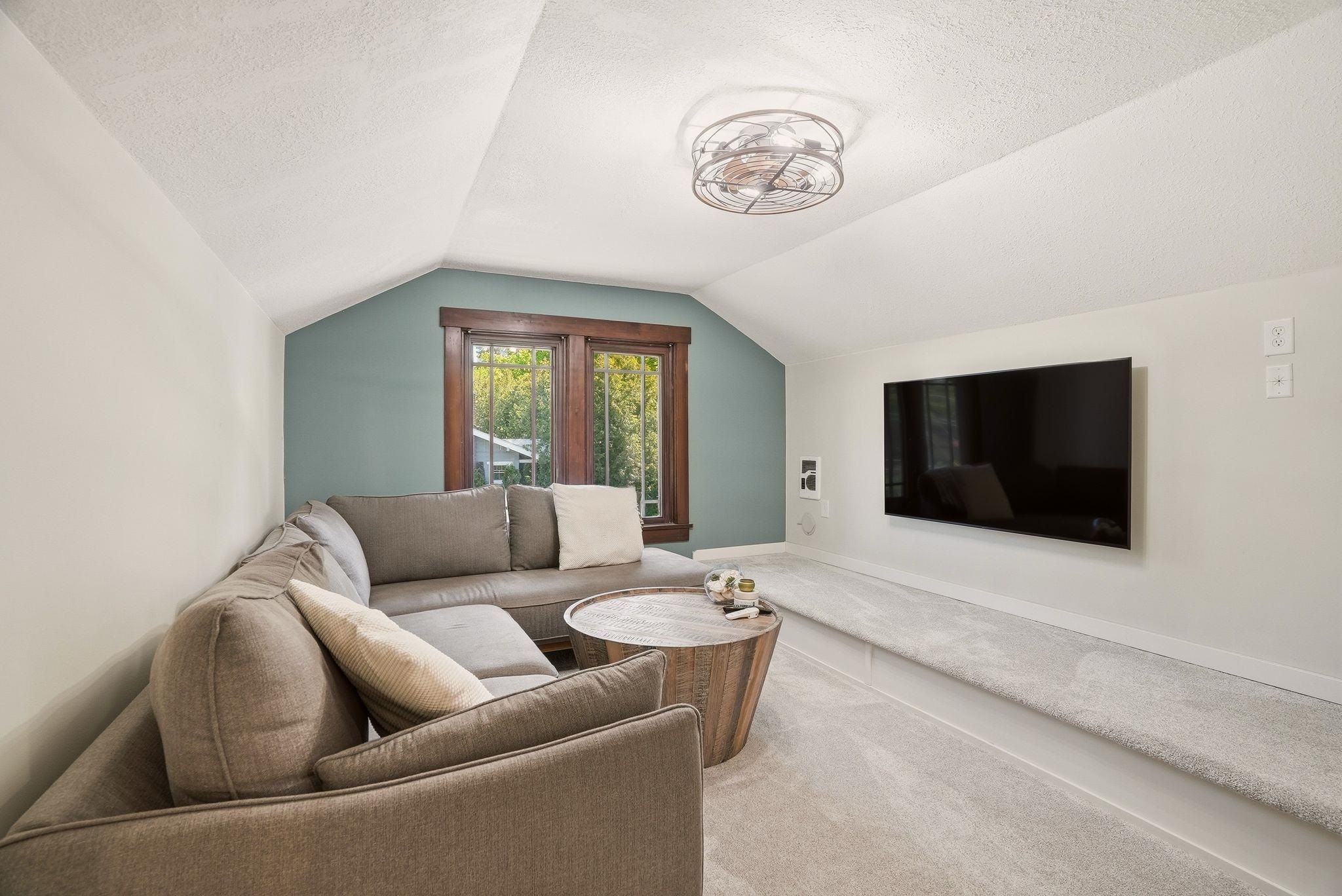 2829 S Manito Blvd - Photo 17