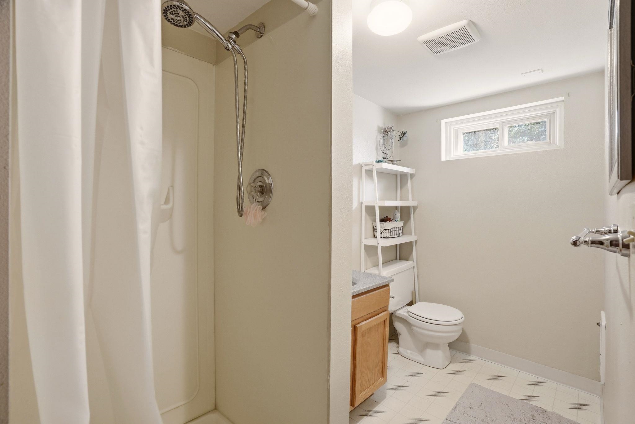 2829 S Manito Blvd - Photo 24
