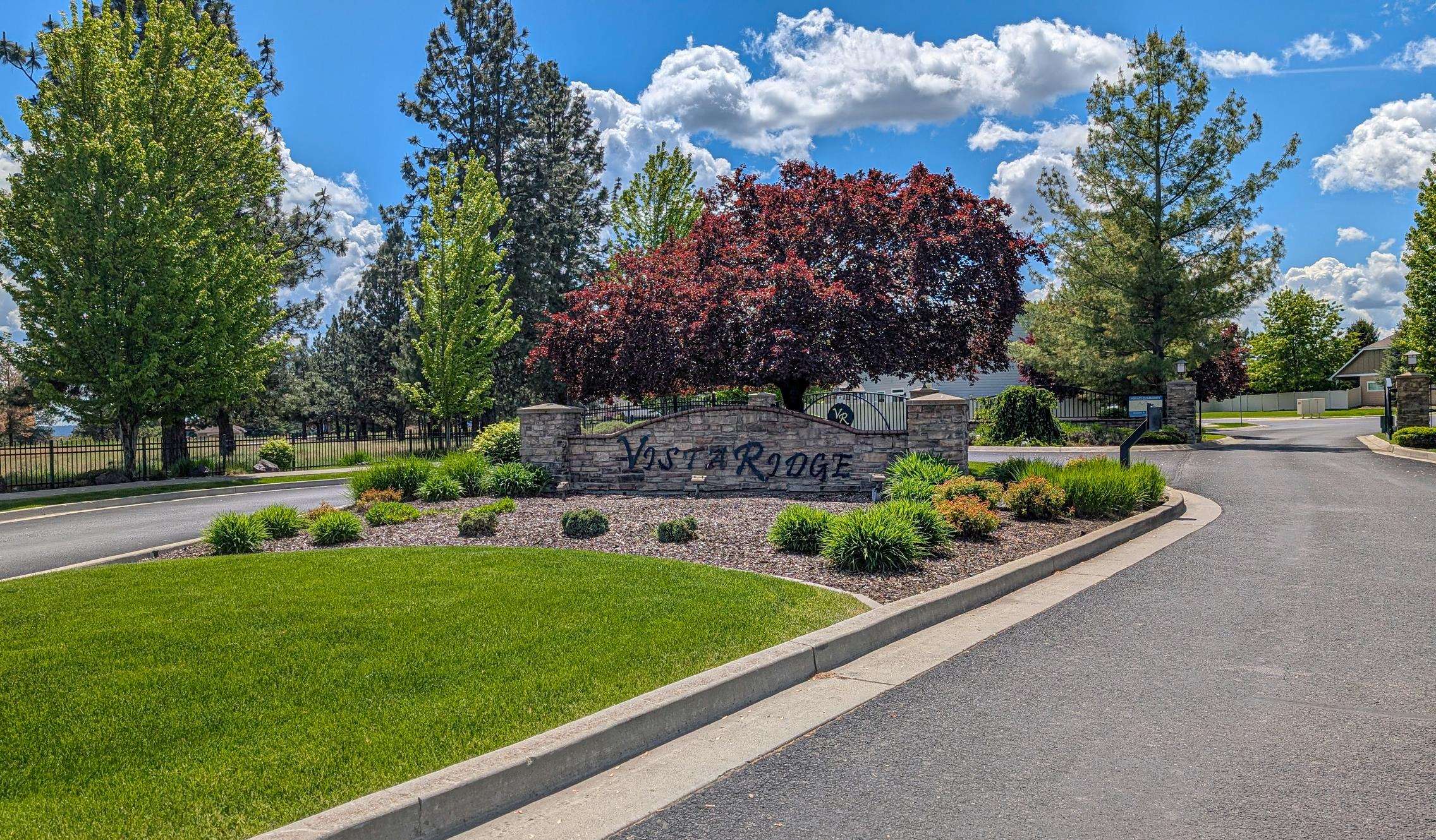 2820 W Helens Ln - Photo 40