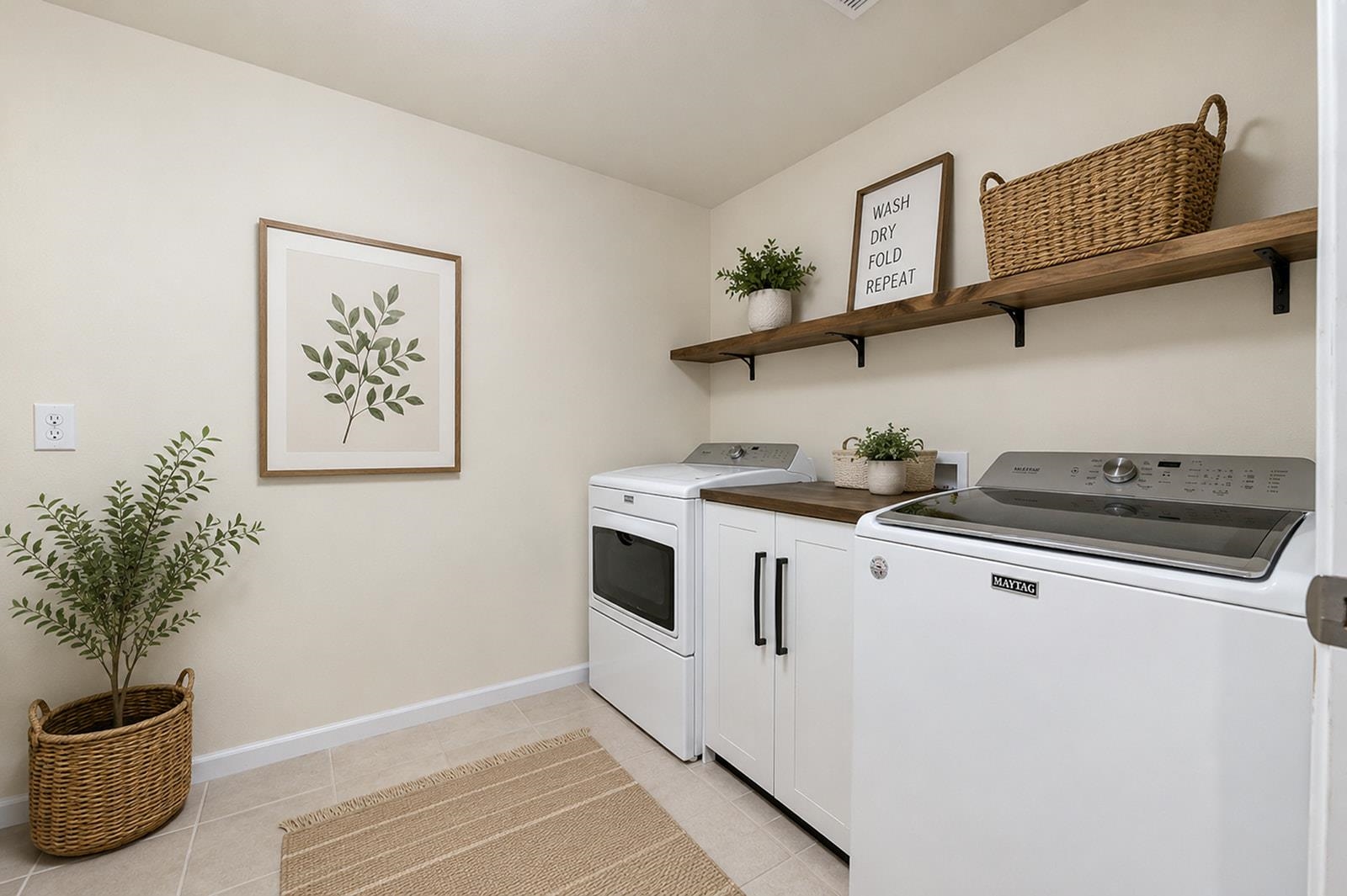 9815 E Springfield Ln - Photo 12