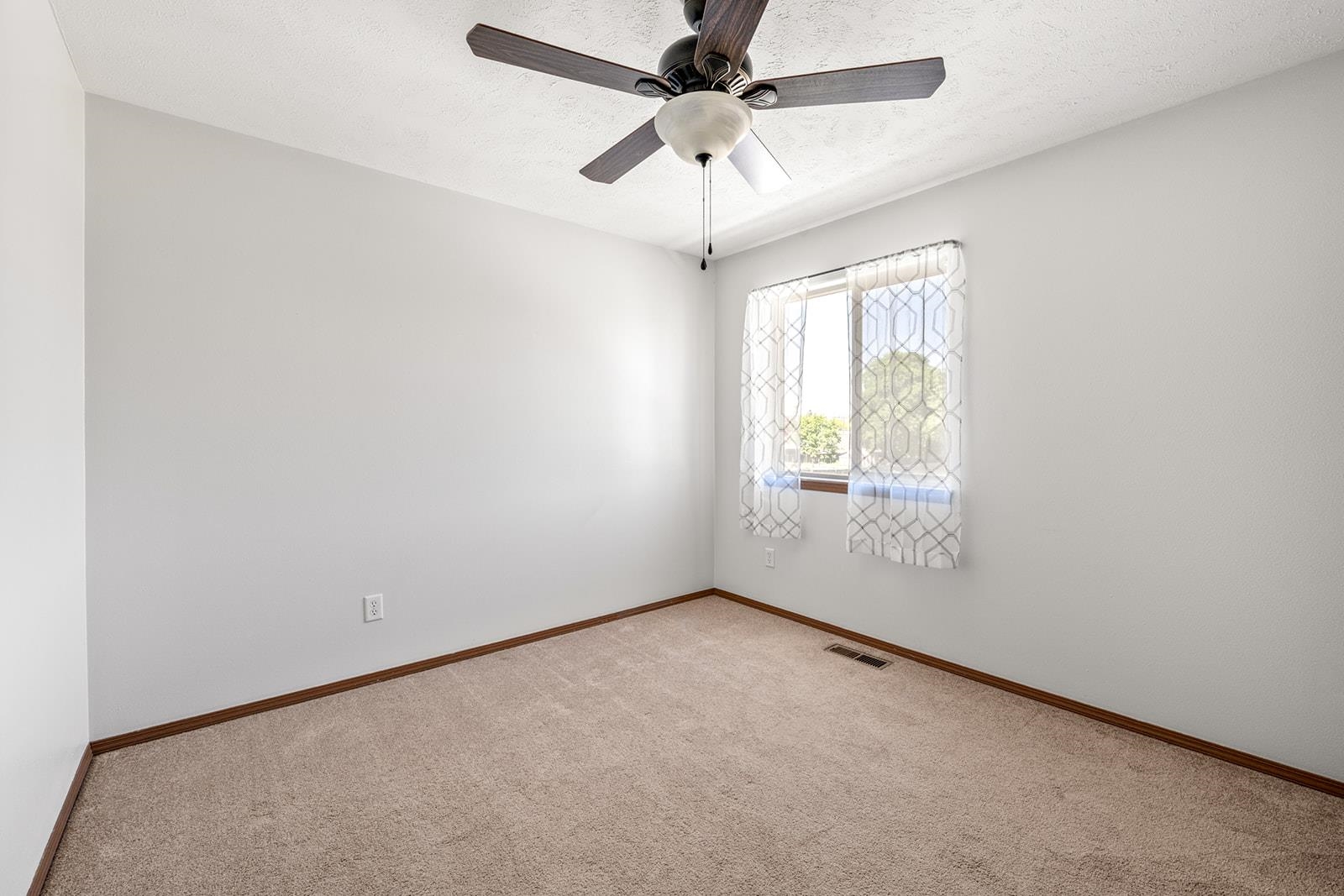 9815 E Springfield Ln - Photo 37