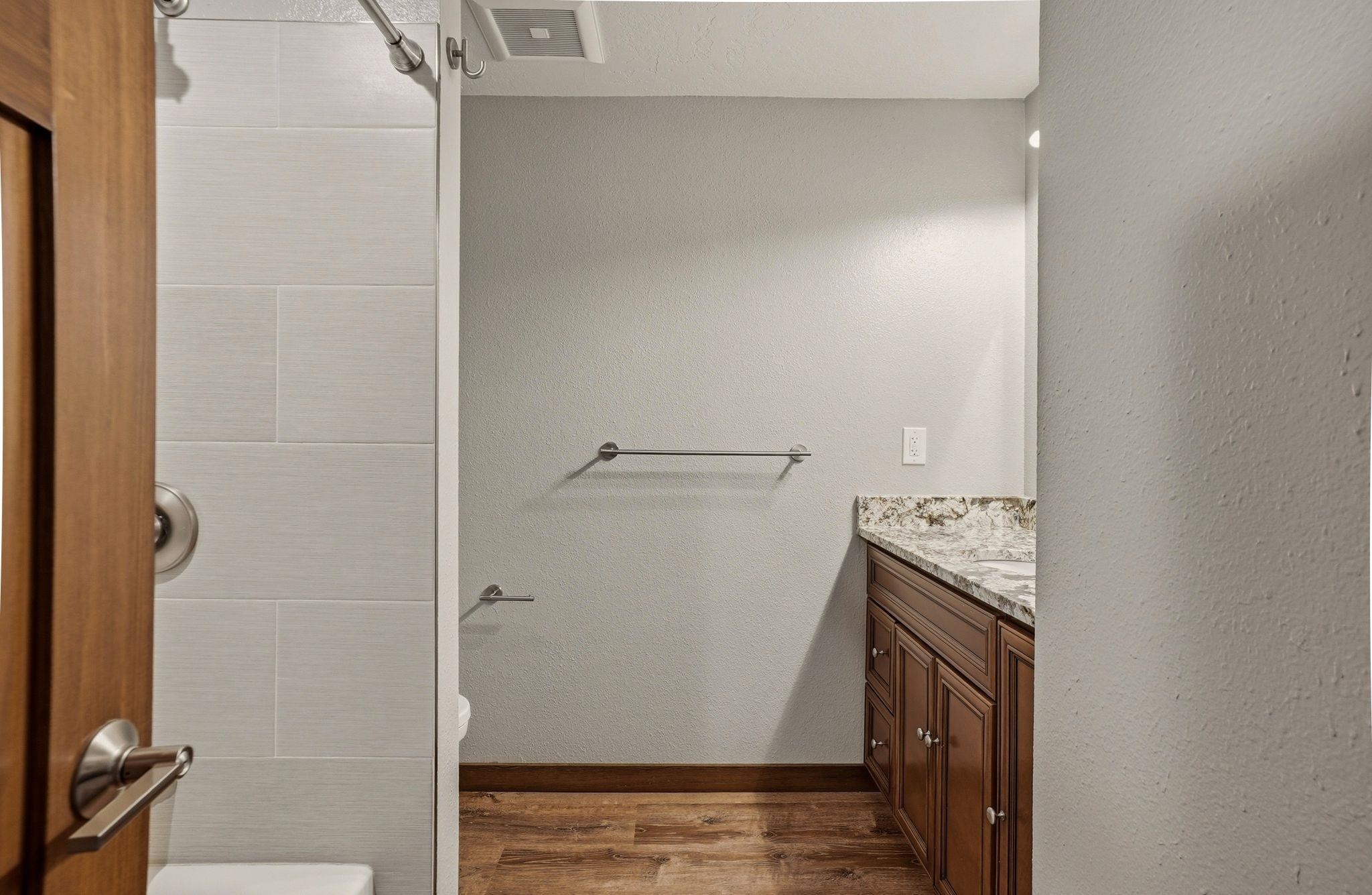 209 N Wright Blvd - Photo 20