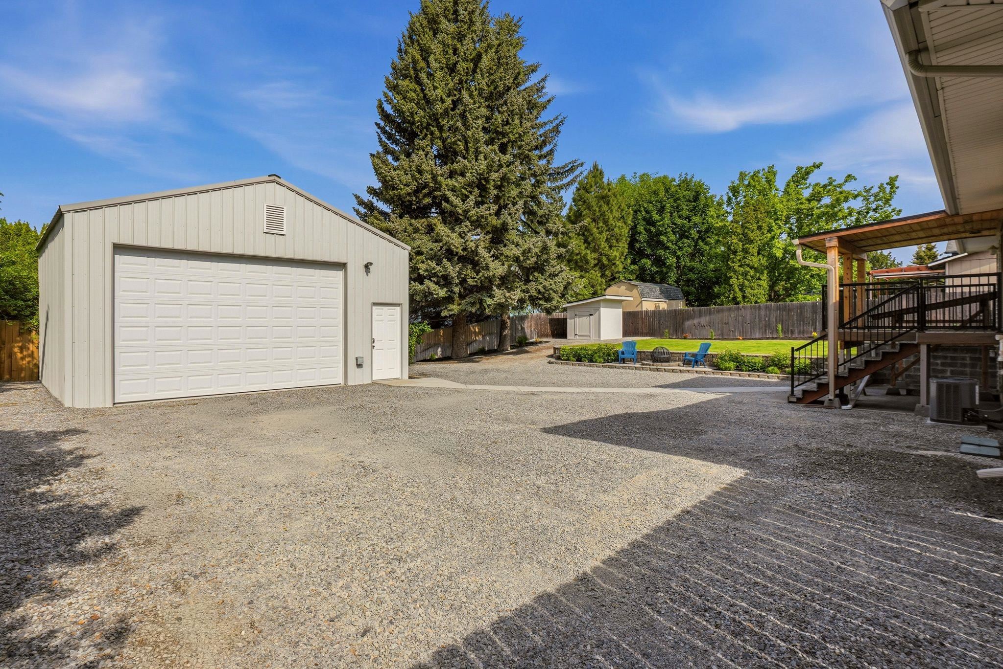 209 N Wright Blvd - Photo 5