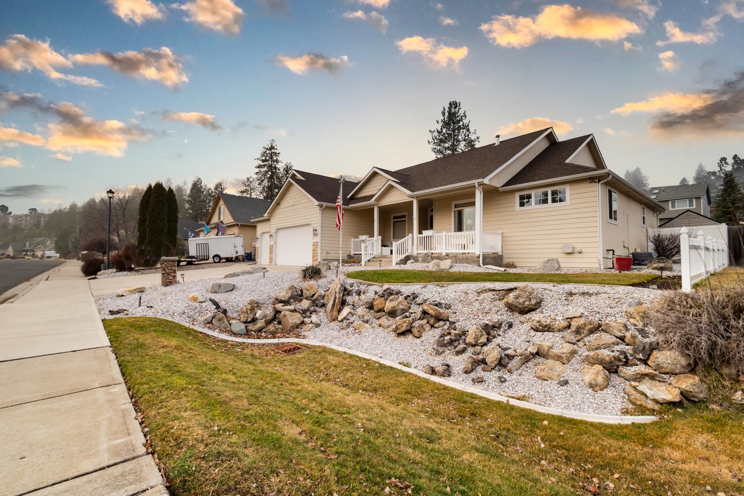 801 E Huron Dr - Photo 3