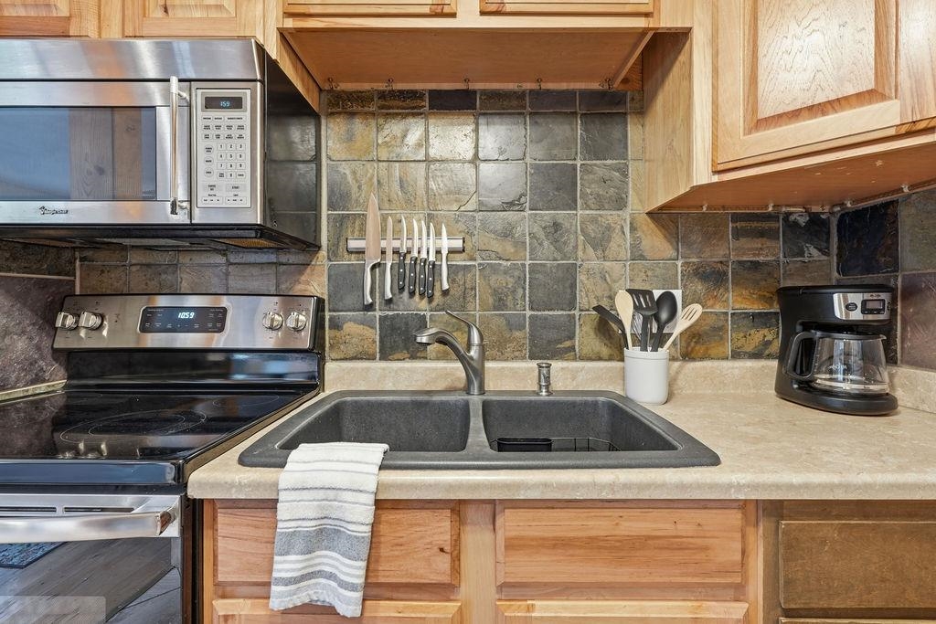 23617 E Beach Ln - Photo 9