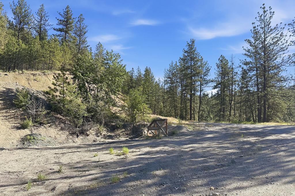 1763 K Hwy 395 - Photo 13