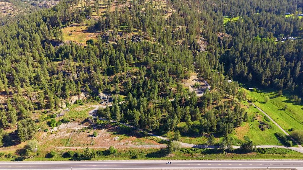 1763 K Hwy 395 - Photo 7