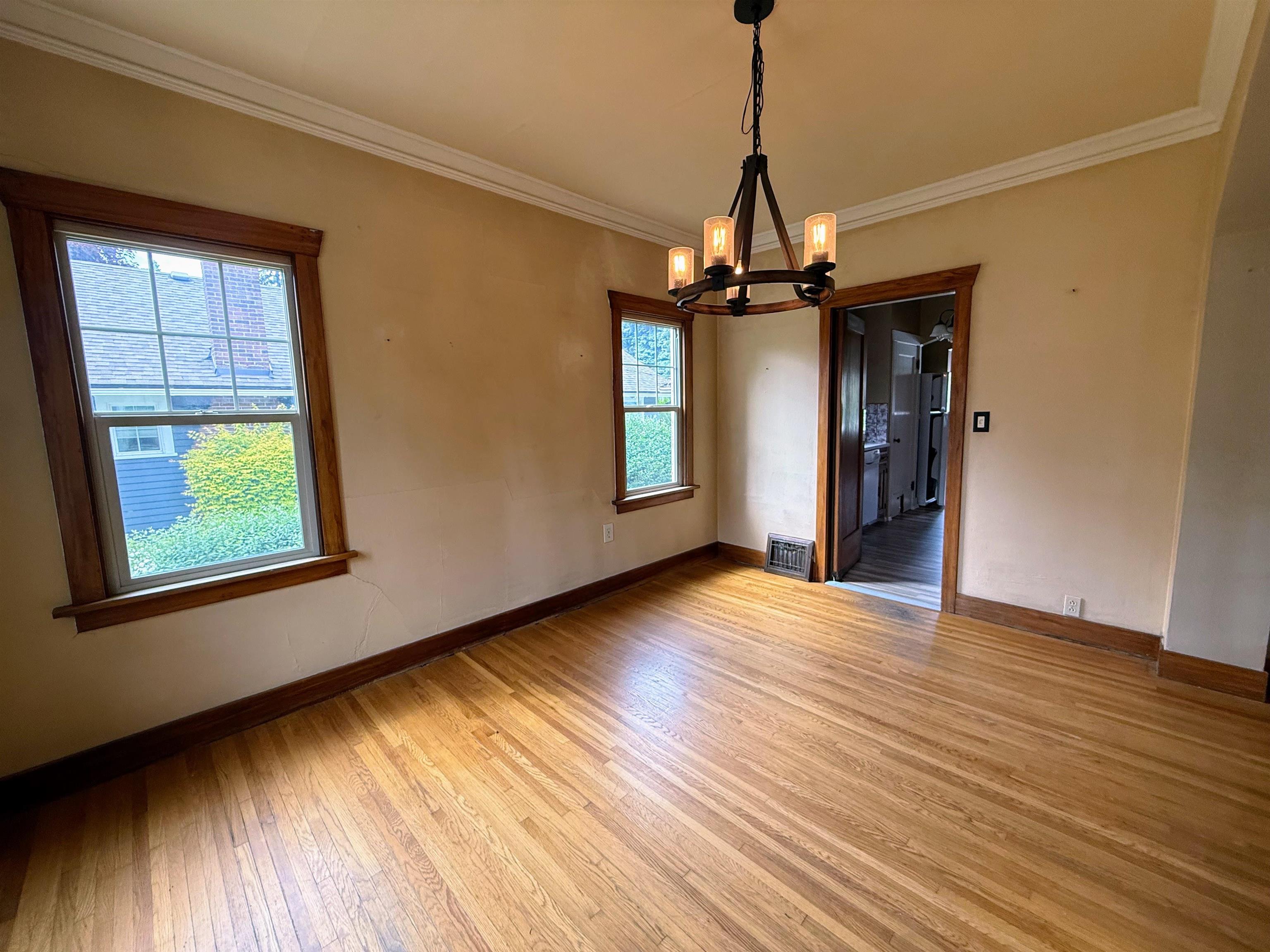 321 E 28th Ave - Photo 5
