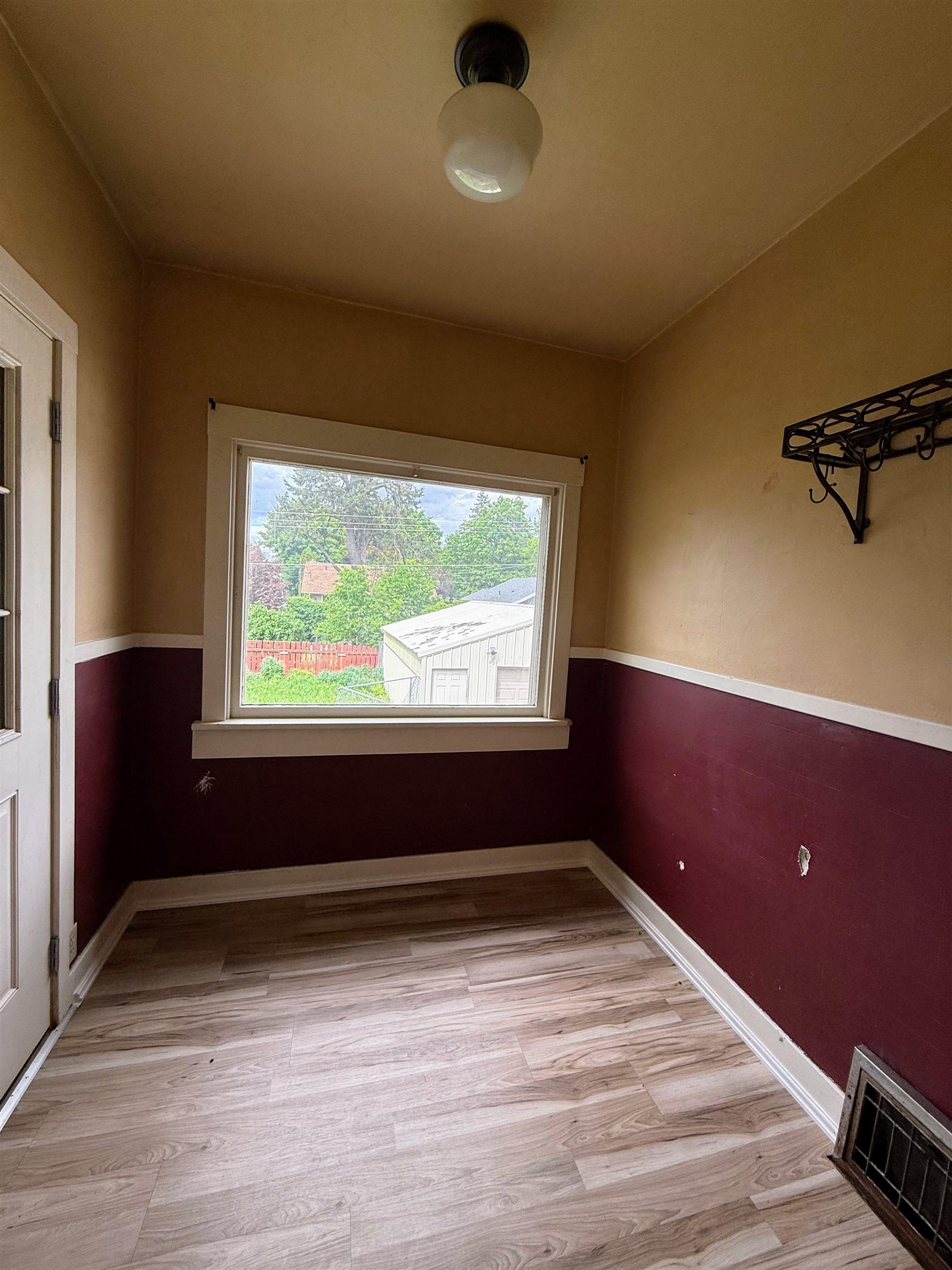 321 E 28th Ave - Photo 8