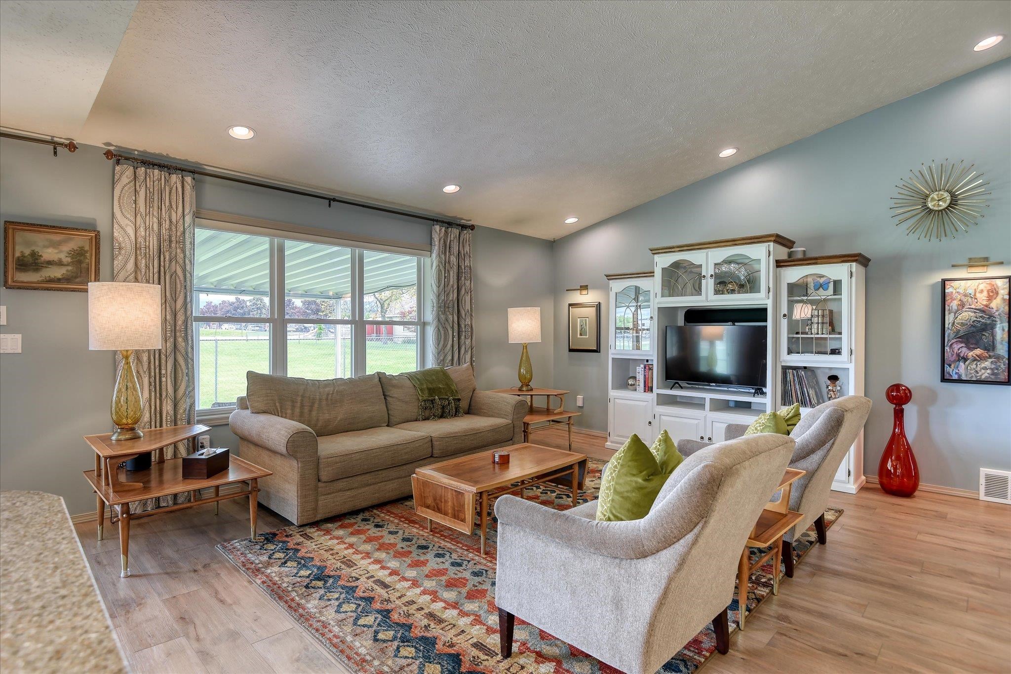 311 S Calvin Ln - Photo 6