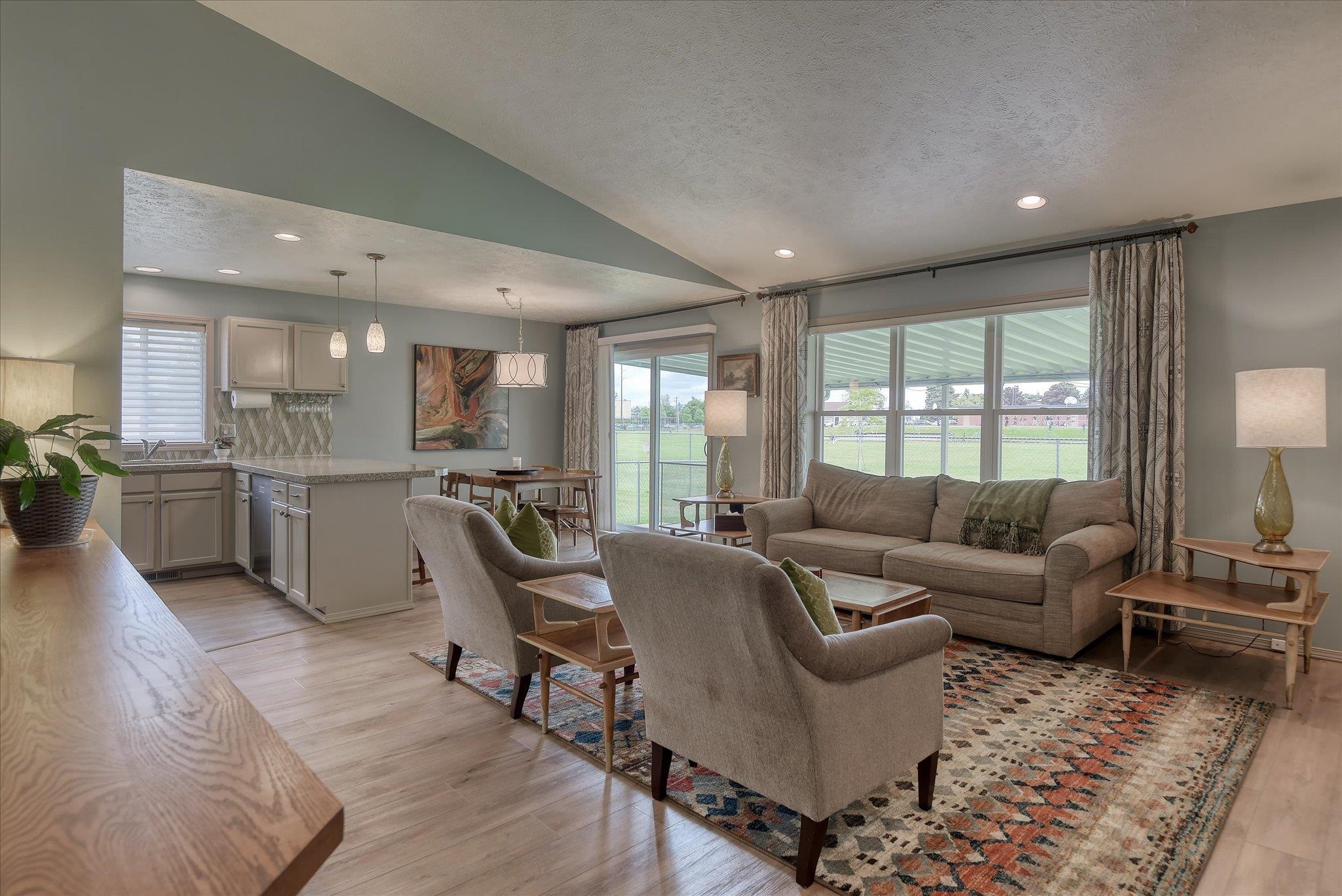 311 S Calvin Ln - Photo 8