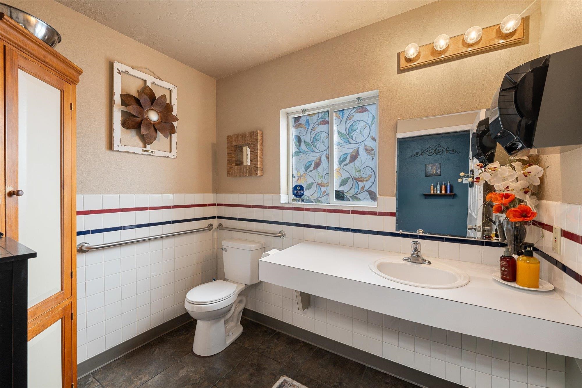 1321 W Northwest Blvd - Photo 19