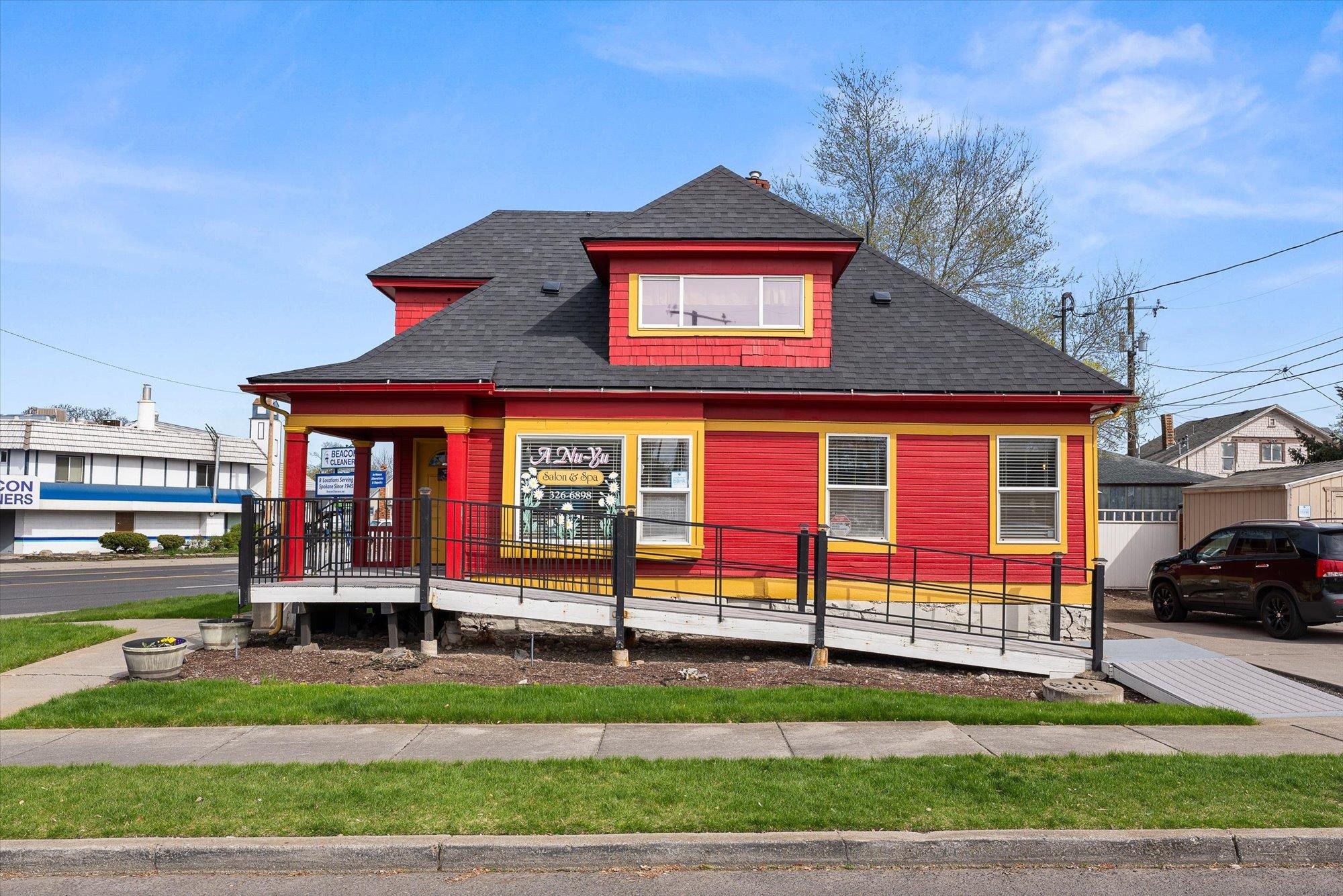 1321 W Northwest Blvd - Photo 3