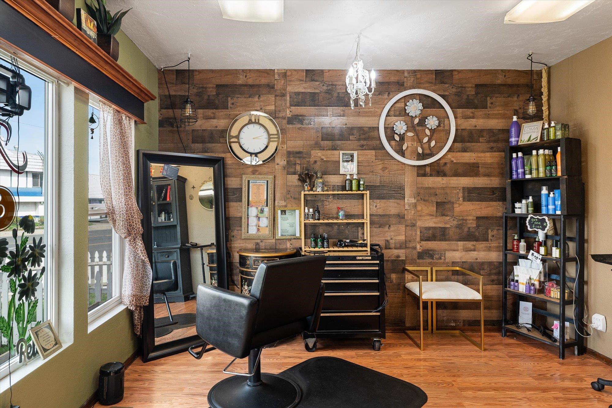 1321 W Northwest Blvd - Photo 8