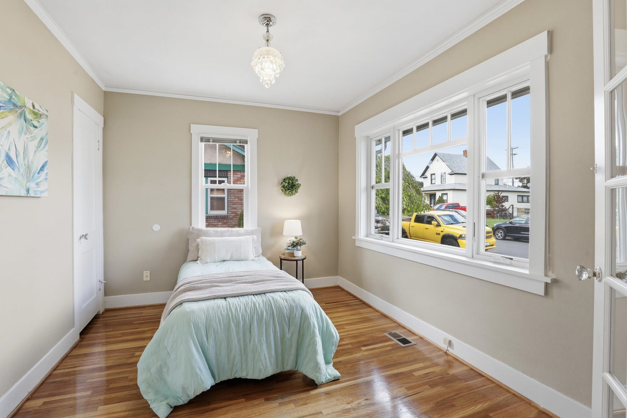 614 E Glass Ave - Photo 14