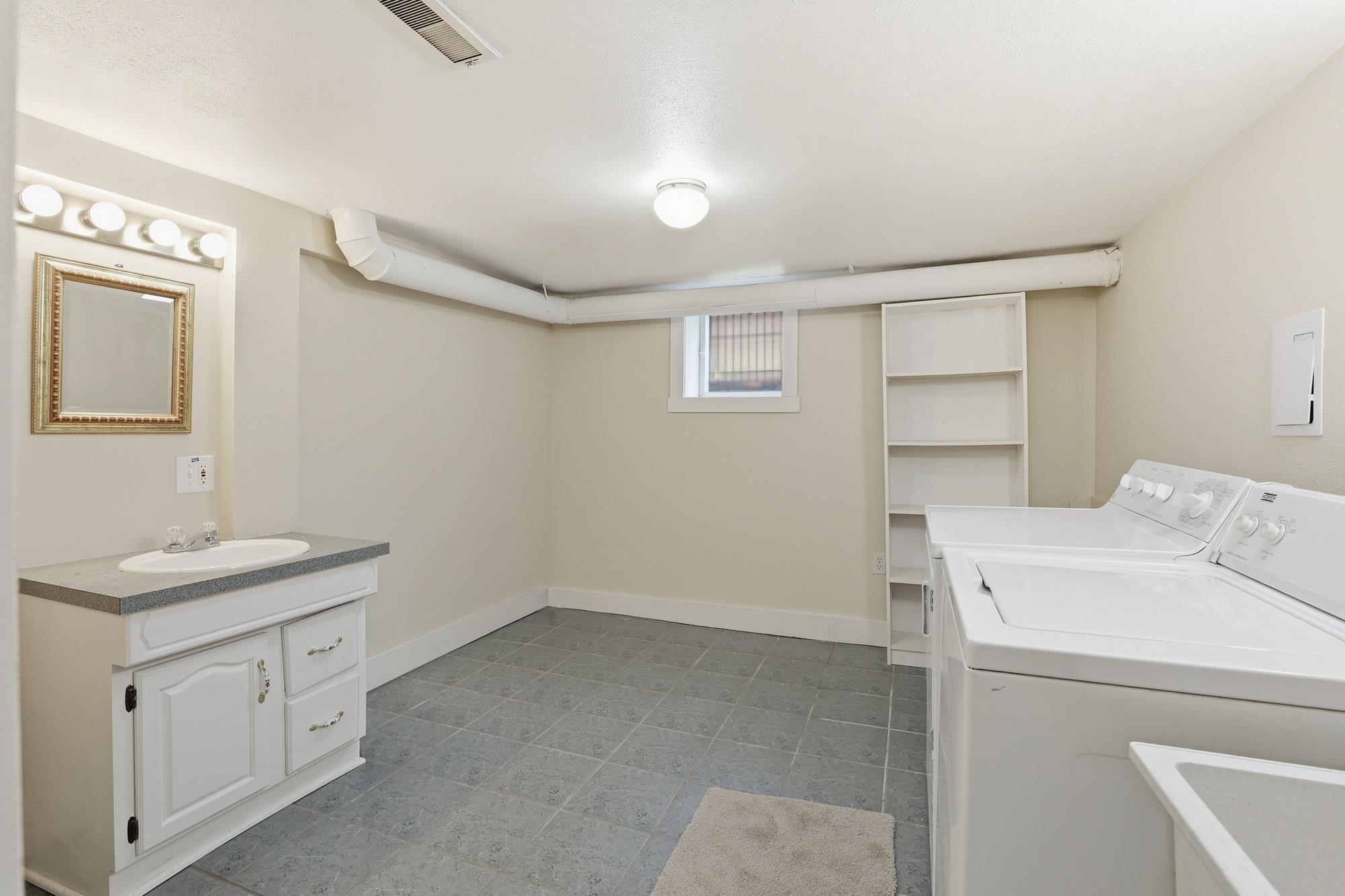 614 E Glass Ave - Photo 20