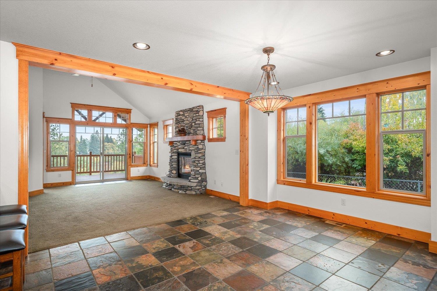 18319 E Riverway Ave - Photo 12