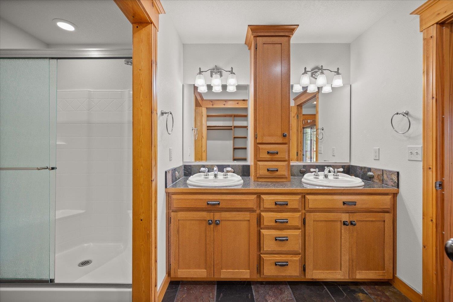 18319 E Riverway Ave - Photo 24