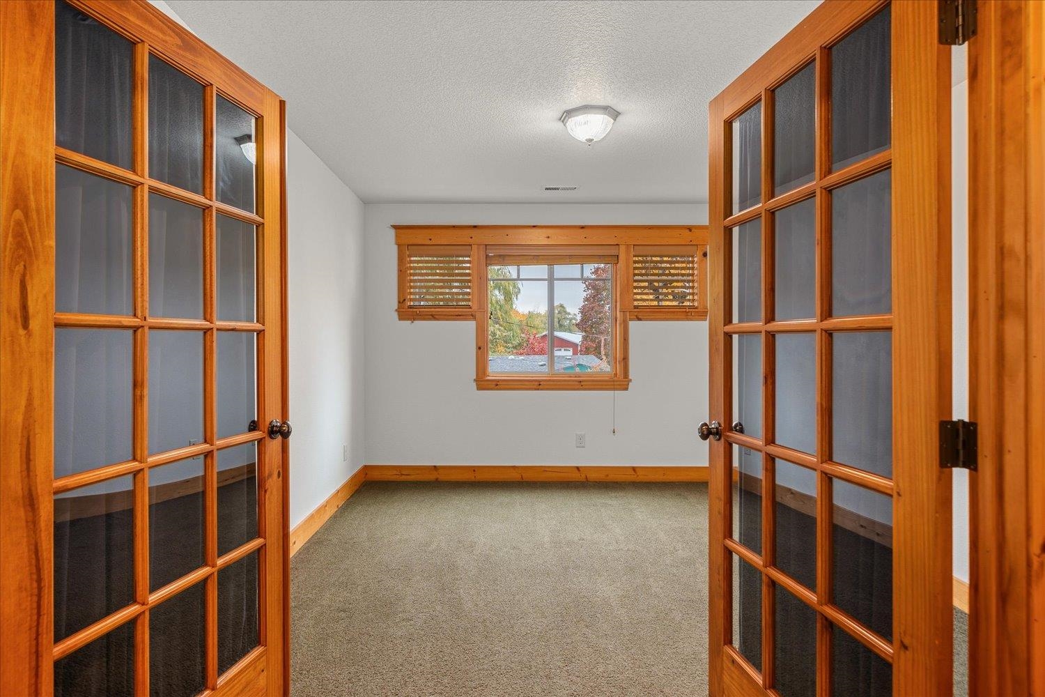 18319 E Riverway Ave - Photo 27