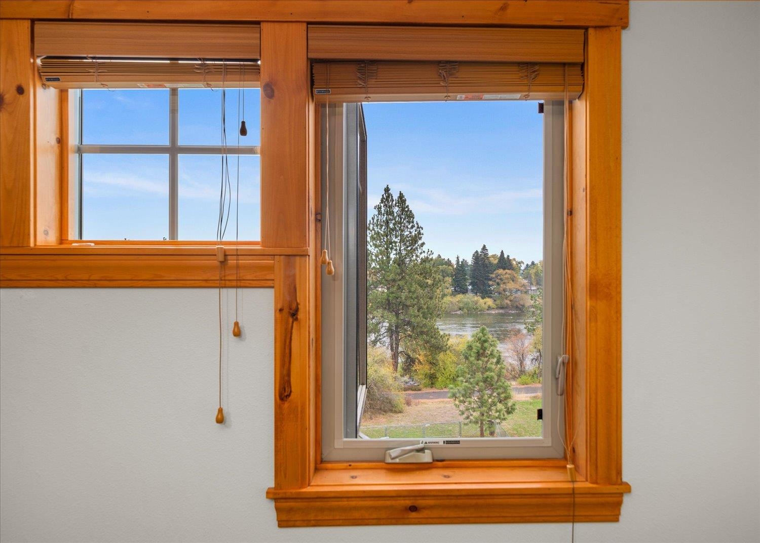 18319 E Riverway Ave - Photo 29