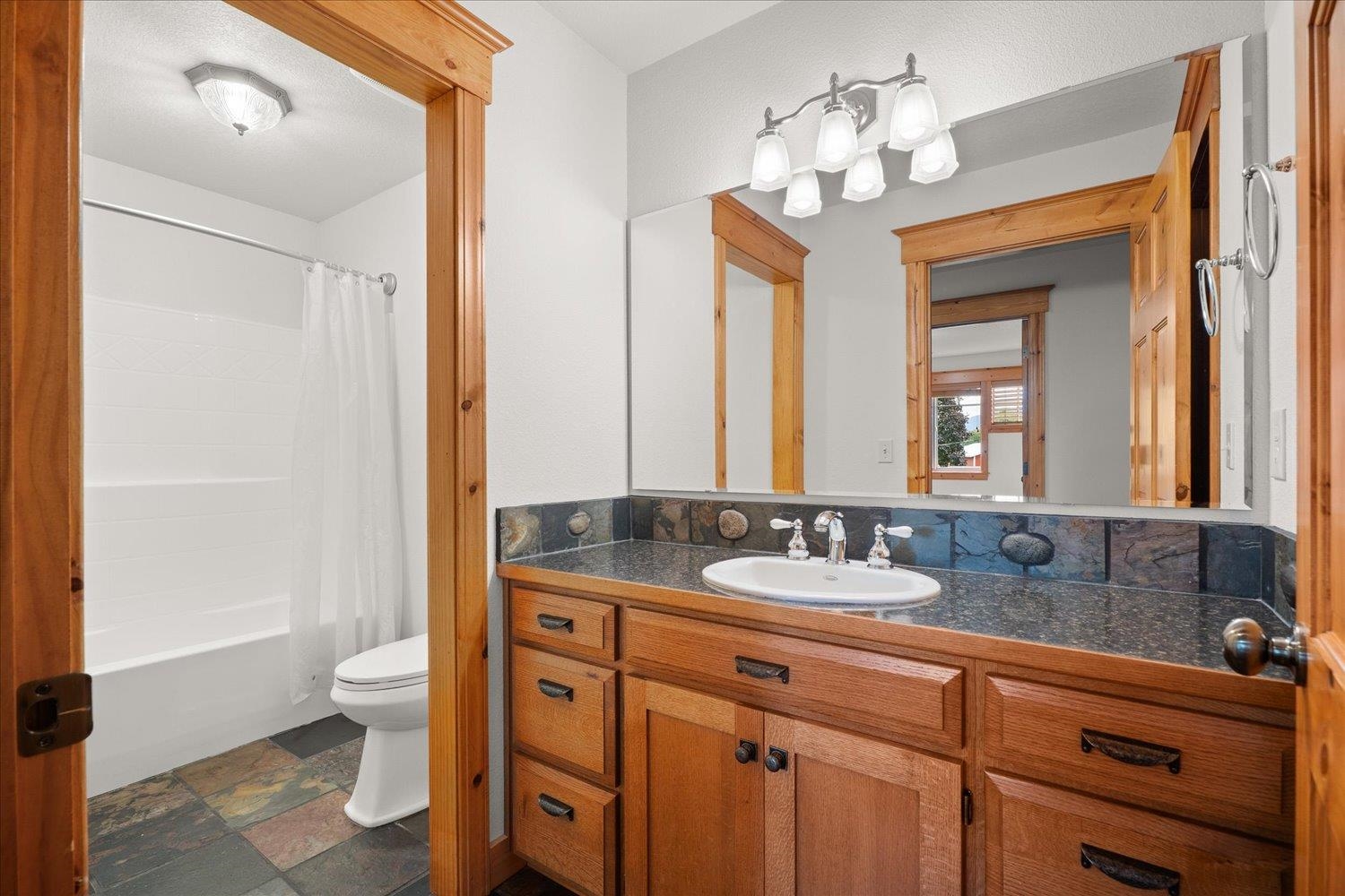 18319 E Riverway Ave - Photo 30