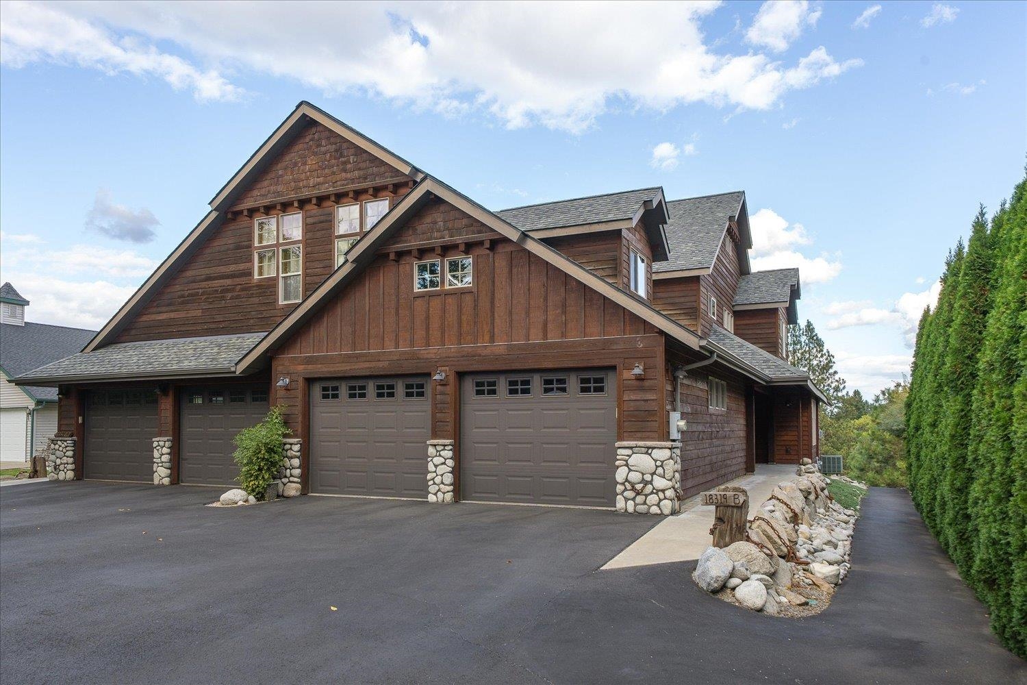 18319 E Riverway Ave - Photo 10